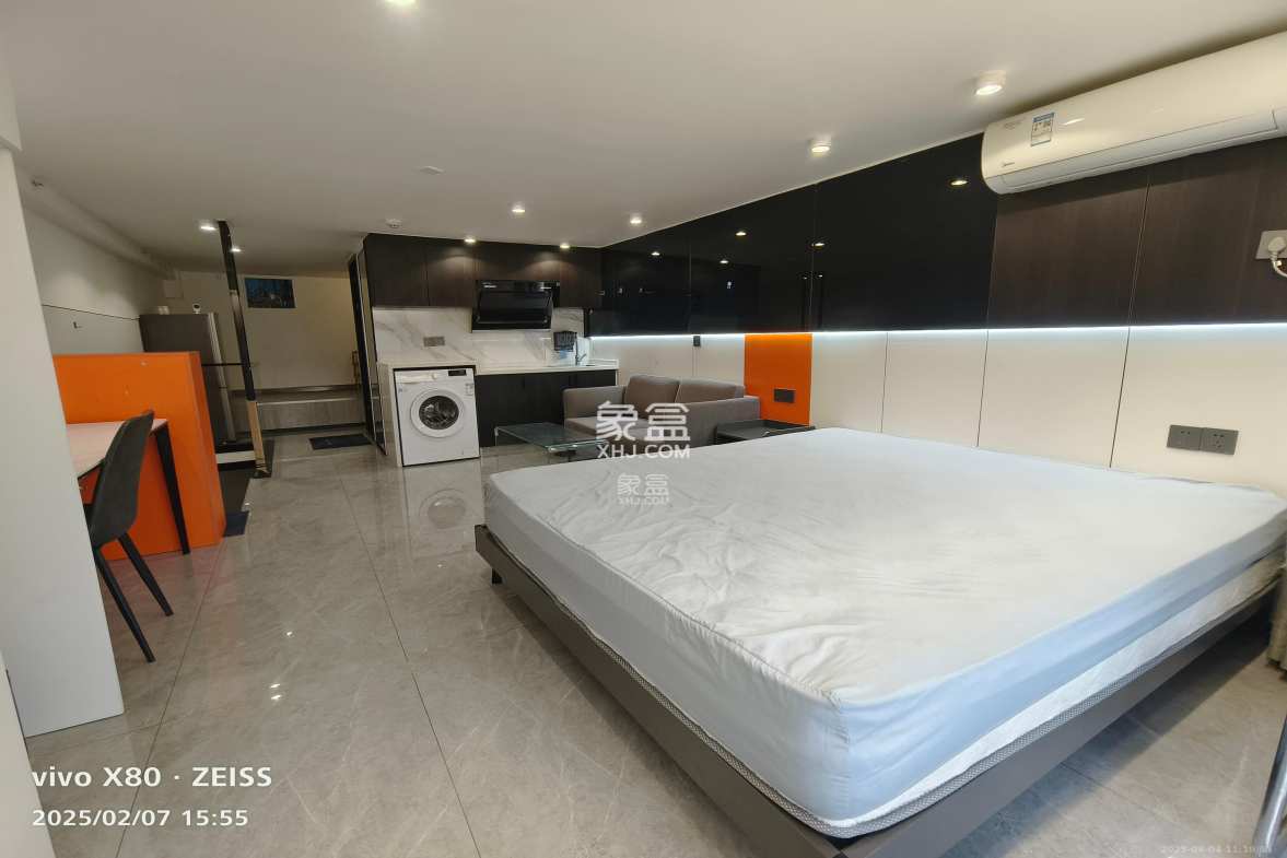 龙湖新壹城  1室1厅1卫    1400.0元/月 龙湖新壹城  1室1厅1卫    1400.0元/月室内图