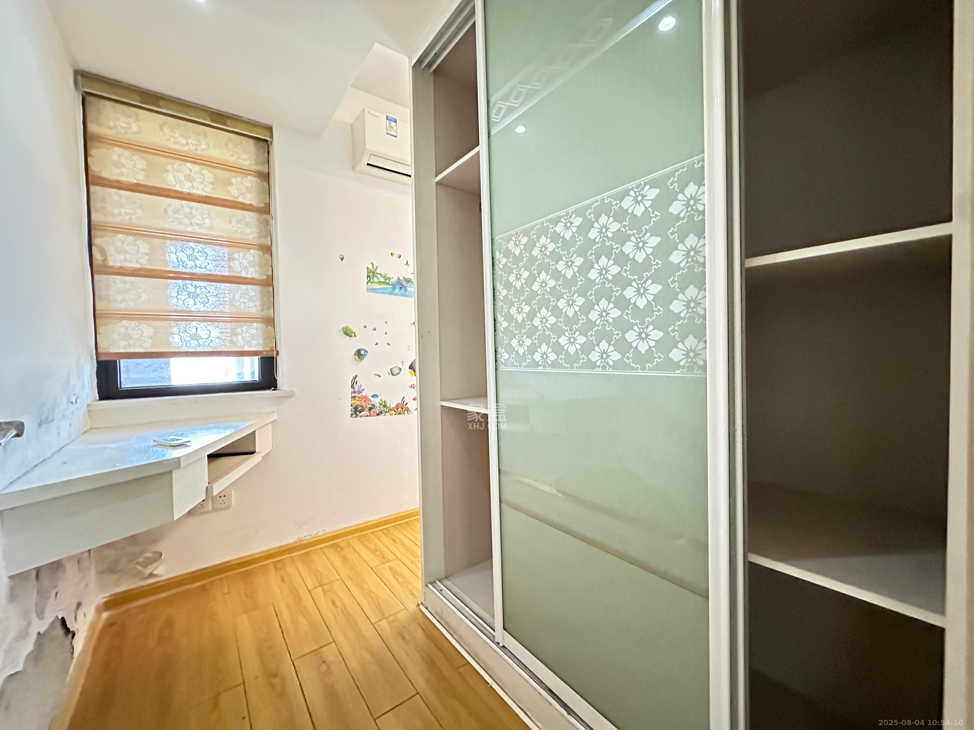 保利麓谷林语E区 4室2厅2卫 2600.0元/月 保利麓谷林语E区 4室2厅2卫 2600.0元/月室内图