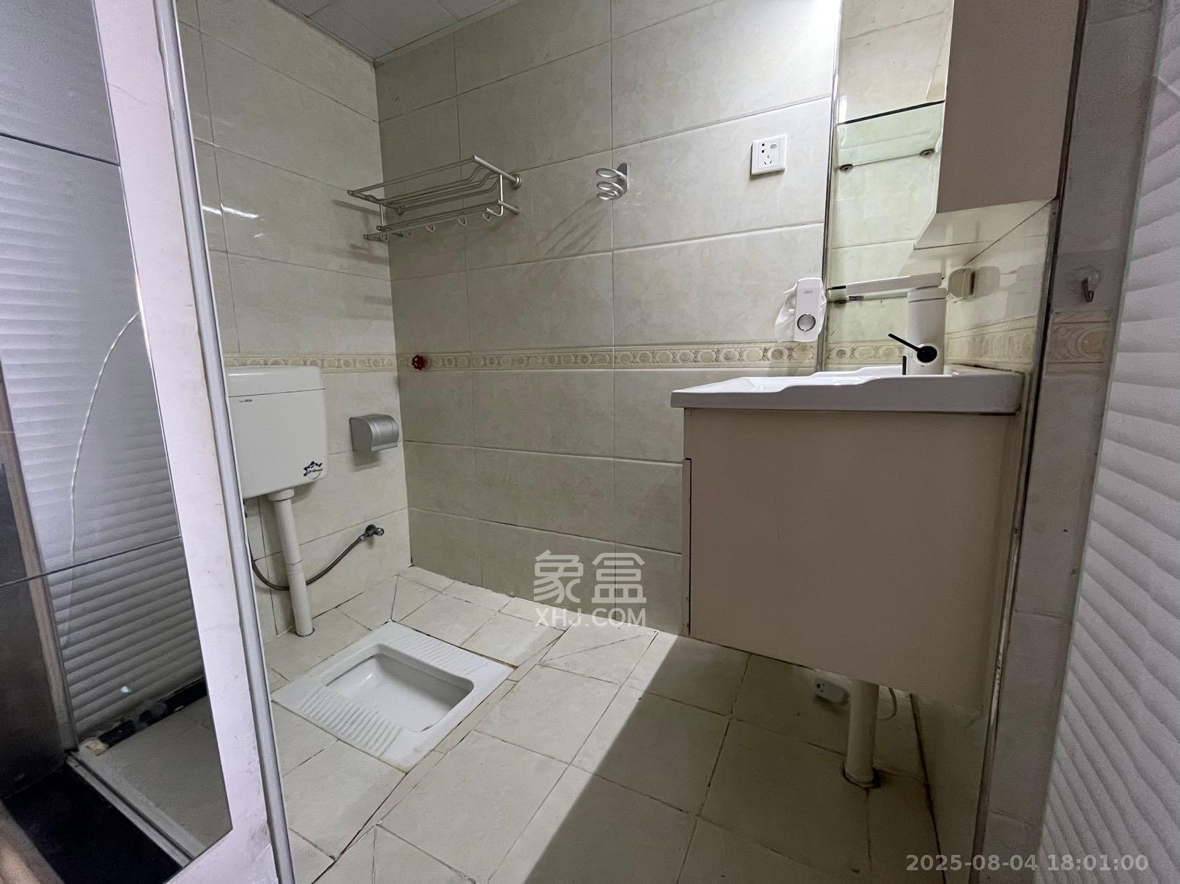 先锋东外滩  1室1厅1卫    2000.0元/月 先锋东外滩  1室1厅1卫    2000.0元/月室内图