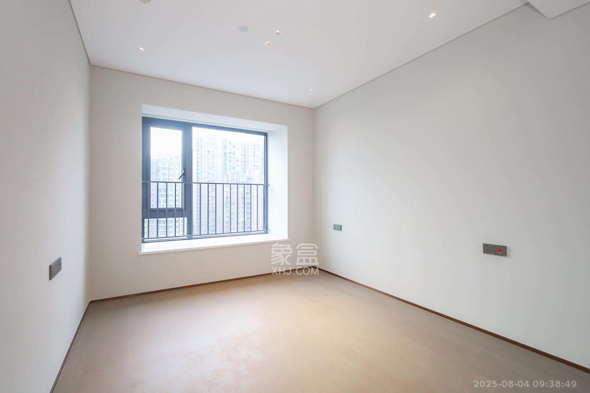 长沙悦府（华润万象城）  3室2厅3卫    8800.0元/月室内图