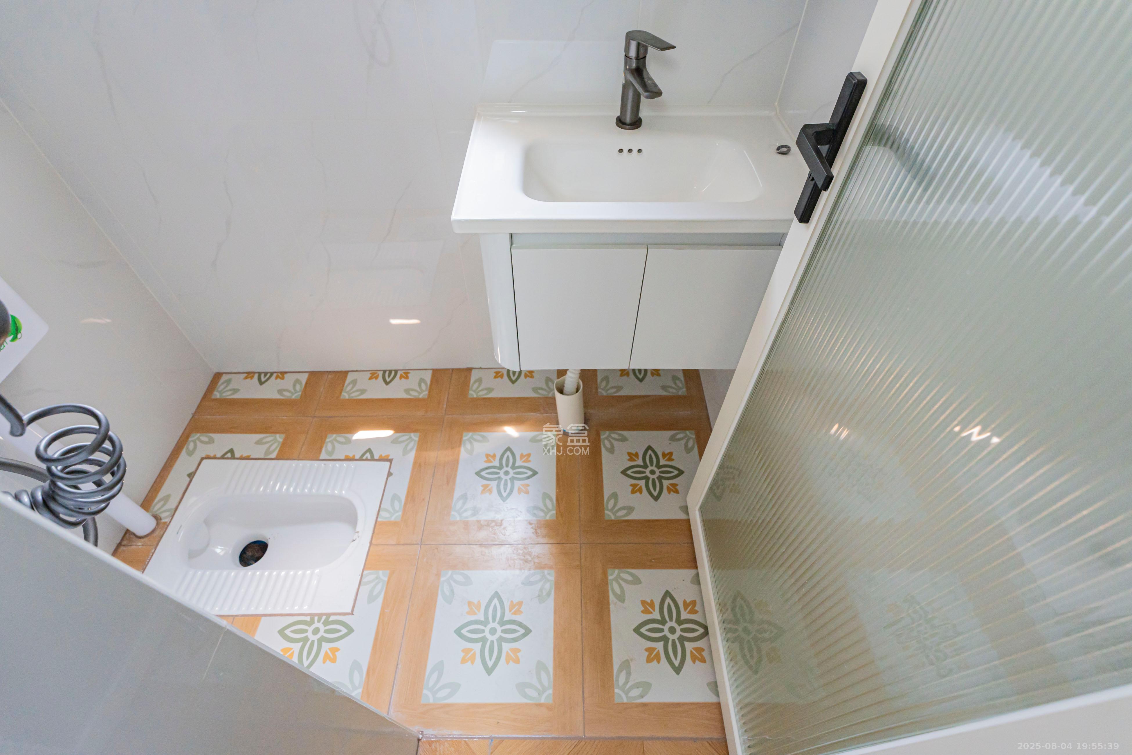 国庆新村  2室2厅1卫    54.0万 国庆新村  2室2厅1卫    54.0万卫生间