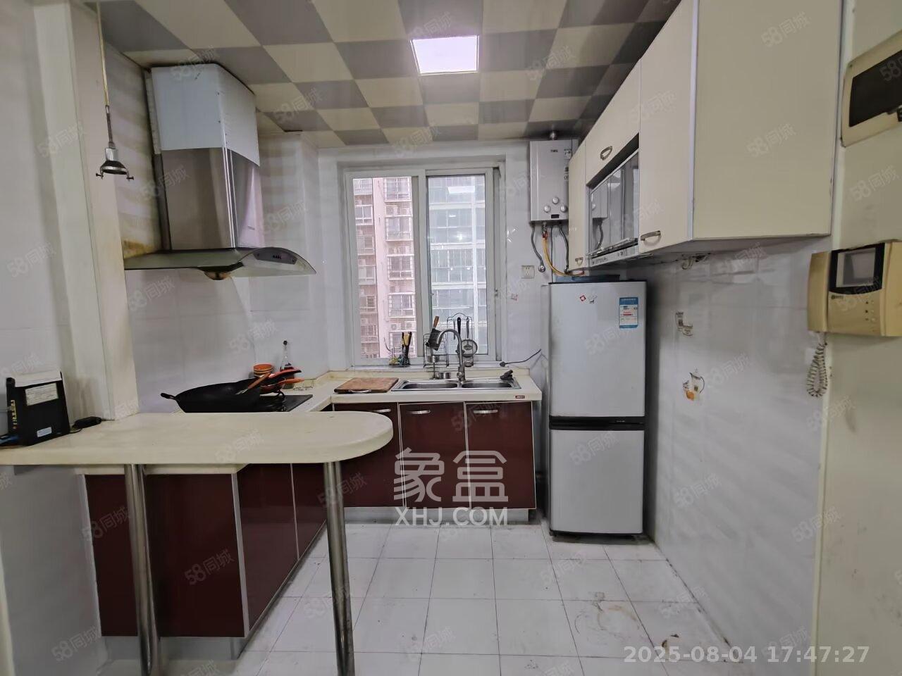 万丽景园  2室2厅2卫    1500.0元/月室内图