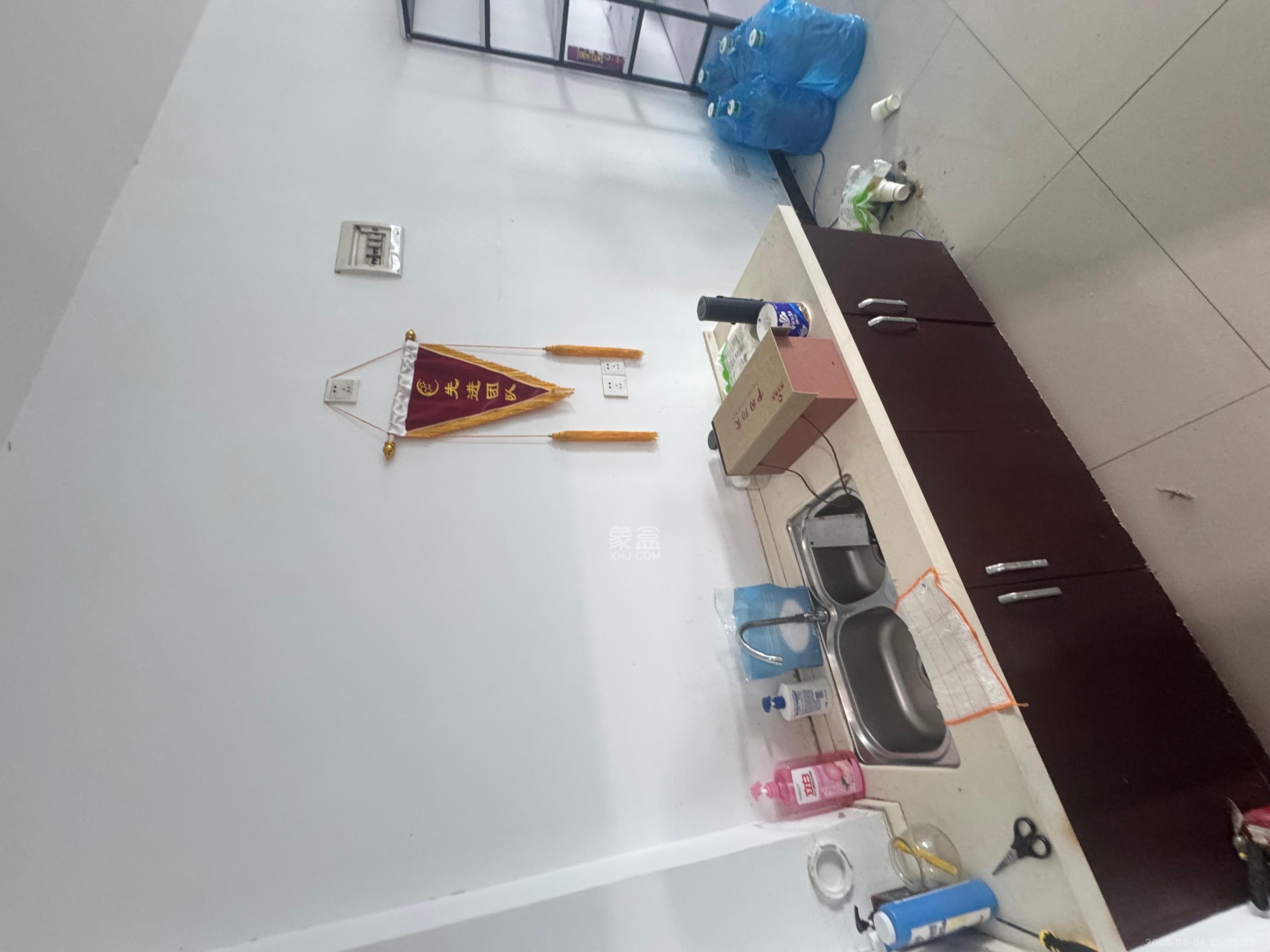 越界(天佑国际大厦)  1室0厅1卫    3600.0元/月 越界(天佑国际大厦)  1室0厅1卫    3600.0元/月