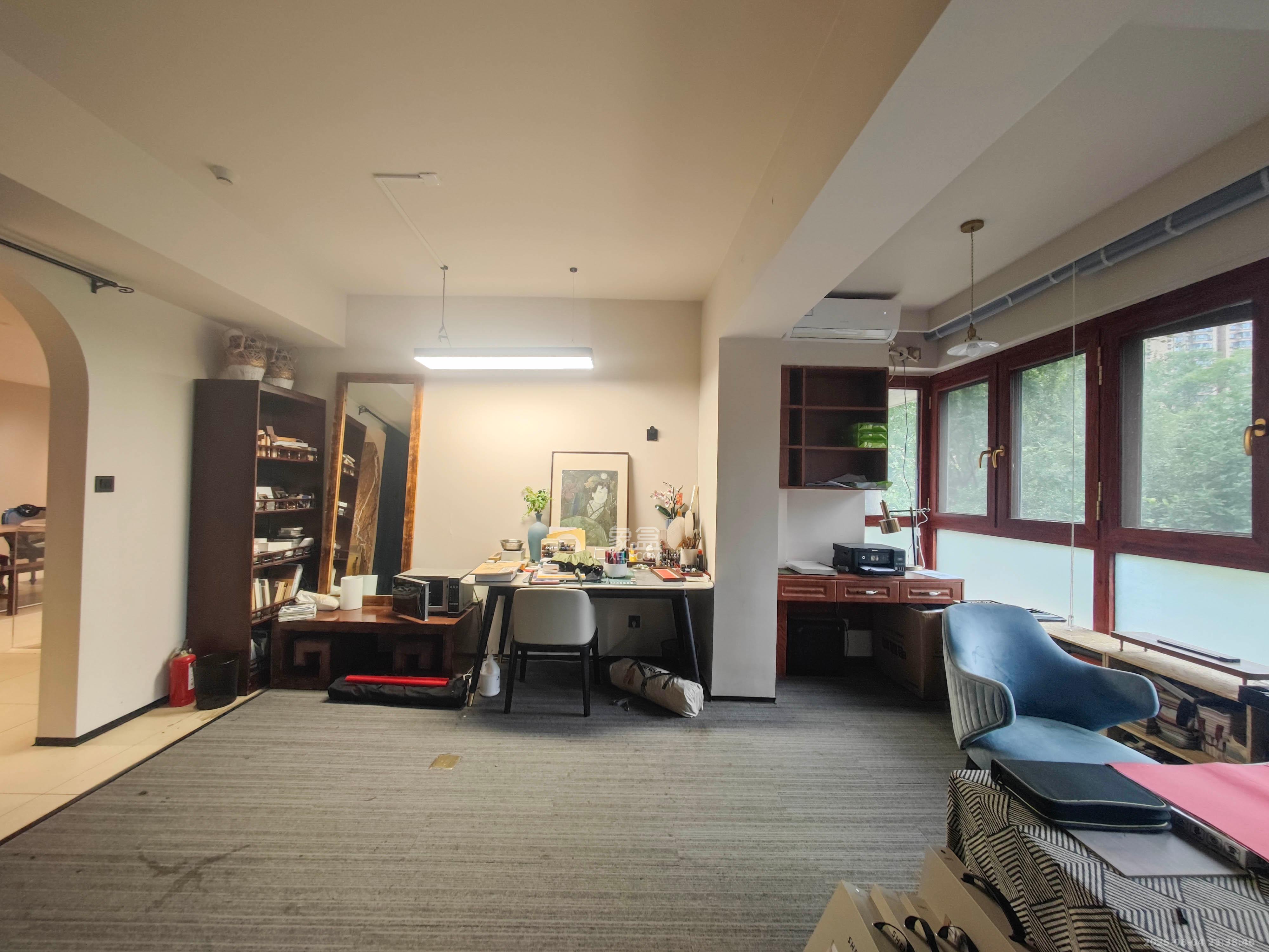 五矿万境水岸二期(五矿万境水岸和苑)  5室2厅3卫    380.0万 五矿万境水岸二期(五矿万境水岸和苑)  5室2厅3卫    380.0万其他