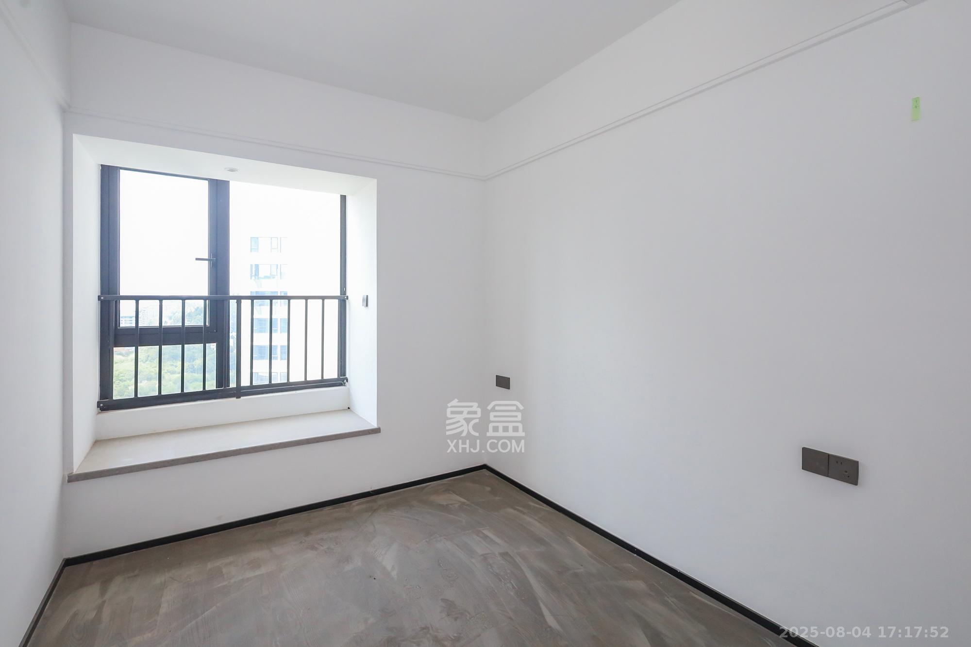 万科森林公园  1室0厅0卫    180.0万卧室