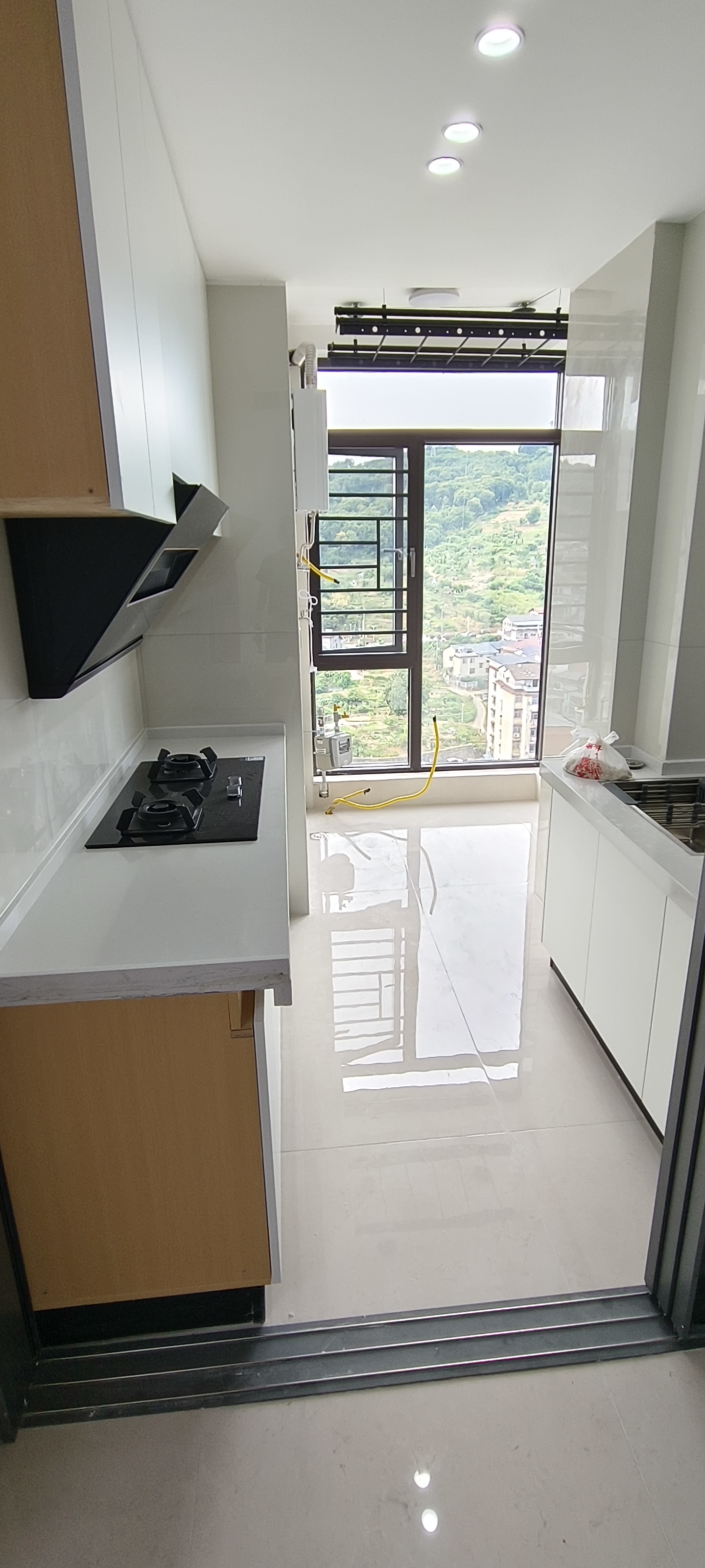 富华里 1室1厅1卫 38.0万 富华里 1室1厅1卫 38.0万客厅