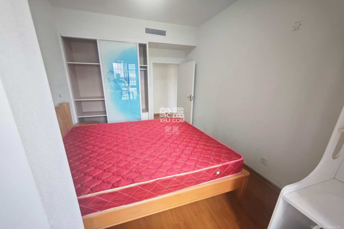 长大彩虹都 4室2厅2卫 2600.0元/月 长大彩虹都 4室2厅2卫 2600.0元/月室内图