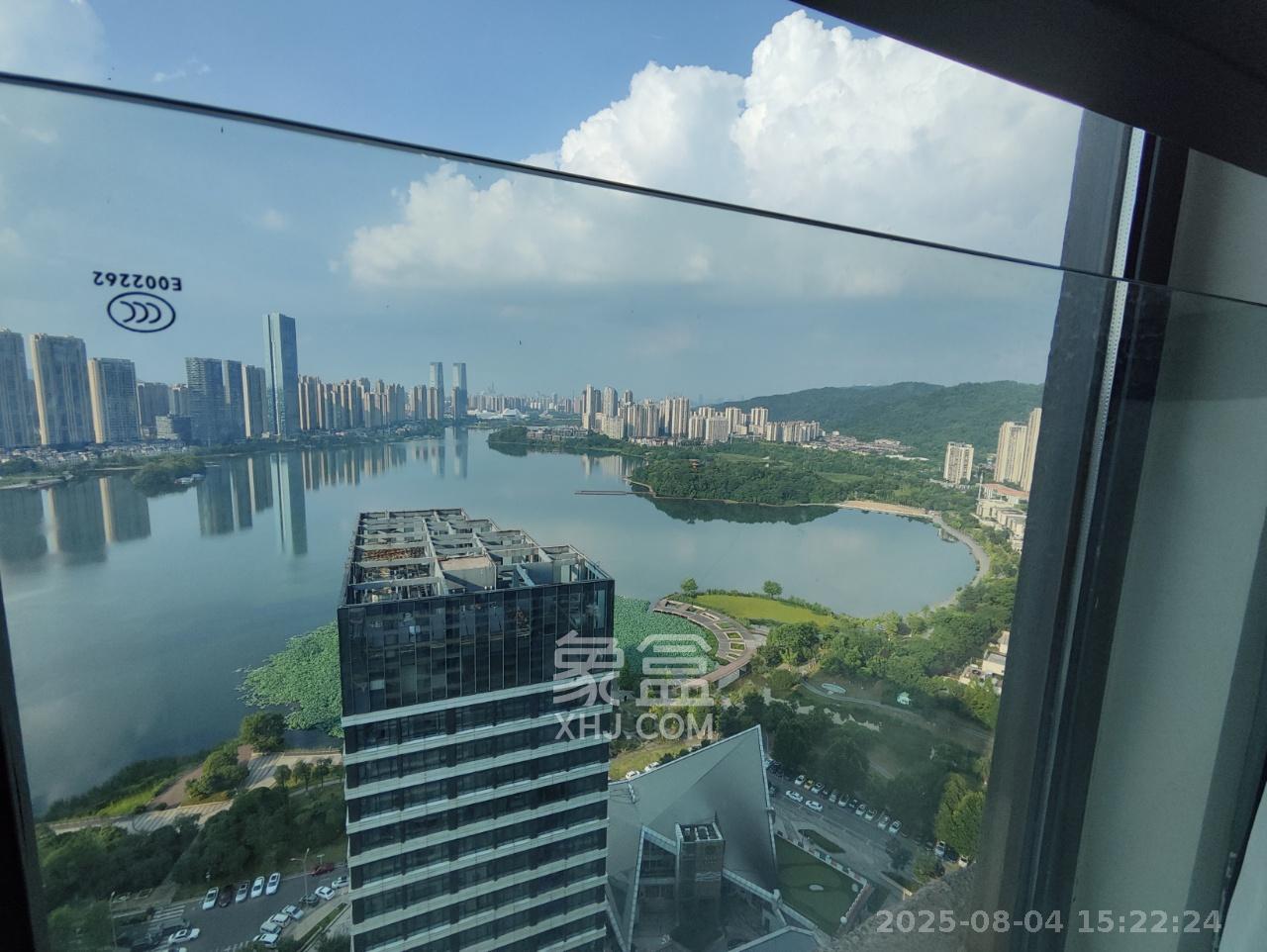 卓越浅水湾  2室2厅1卫   2500.00元/月