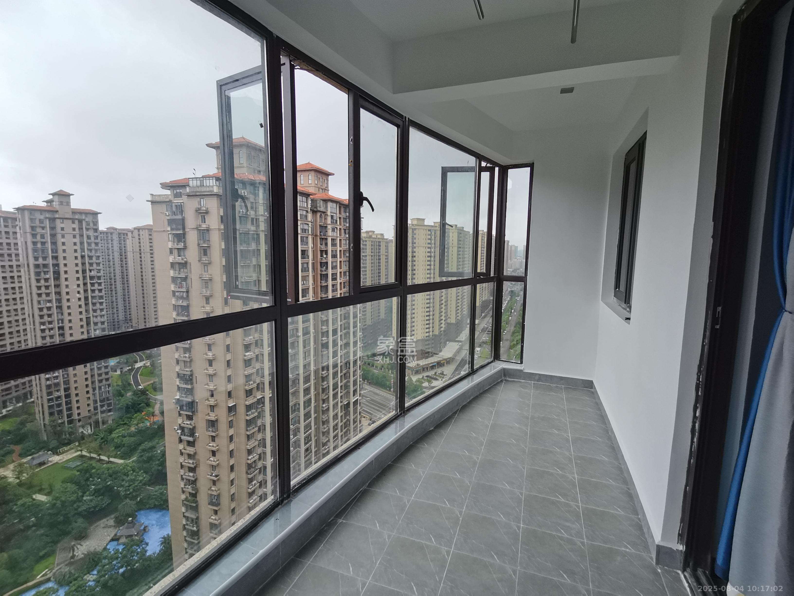 融创融公馆(融创臻苑) 3室2厅2卫 3200.0元/月 融创融公馆(融创臻苑) 3室2厅2卫 3200.0元/月室内图