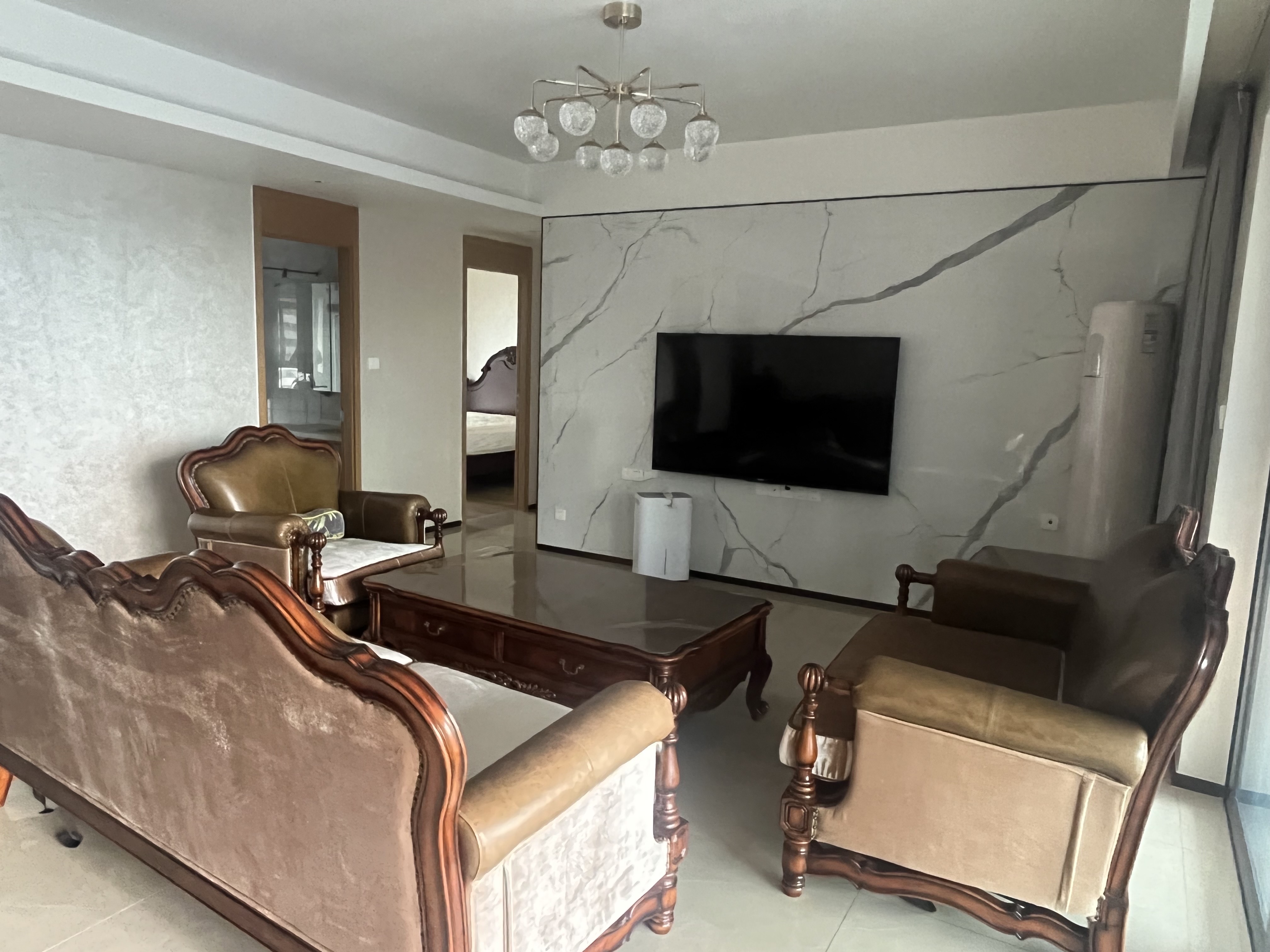 华润中心二期东悦府 4室2厅3卫 620.0万 华润中心二期东悦府 4室2厅3卫 620.0万客厅