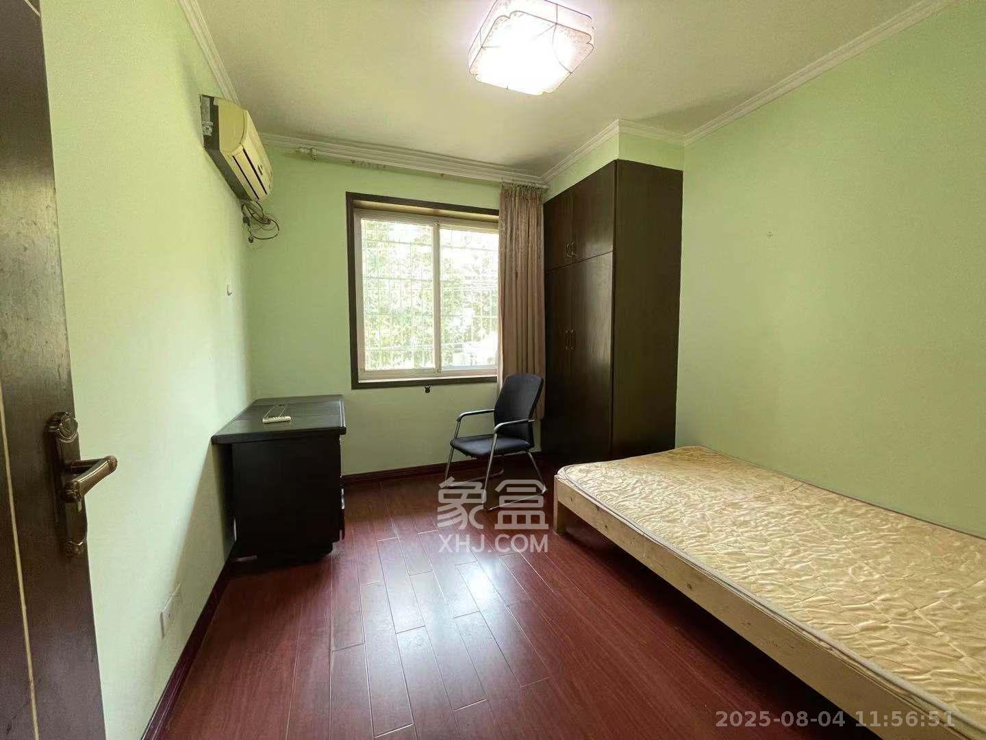 红旗区机械研究所宿舍  3室1厅1卫    2200.0元/月 红旗区机械研究所宿舍  3室1厅1卫    2200.0元/月室内图