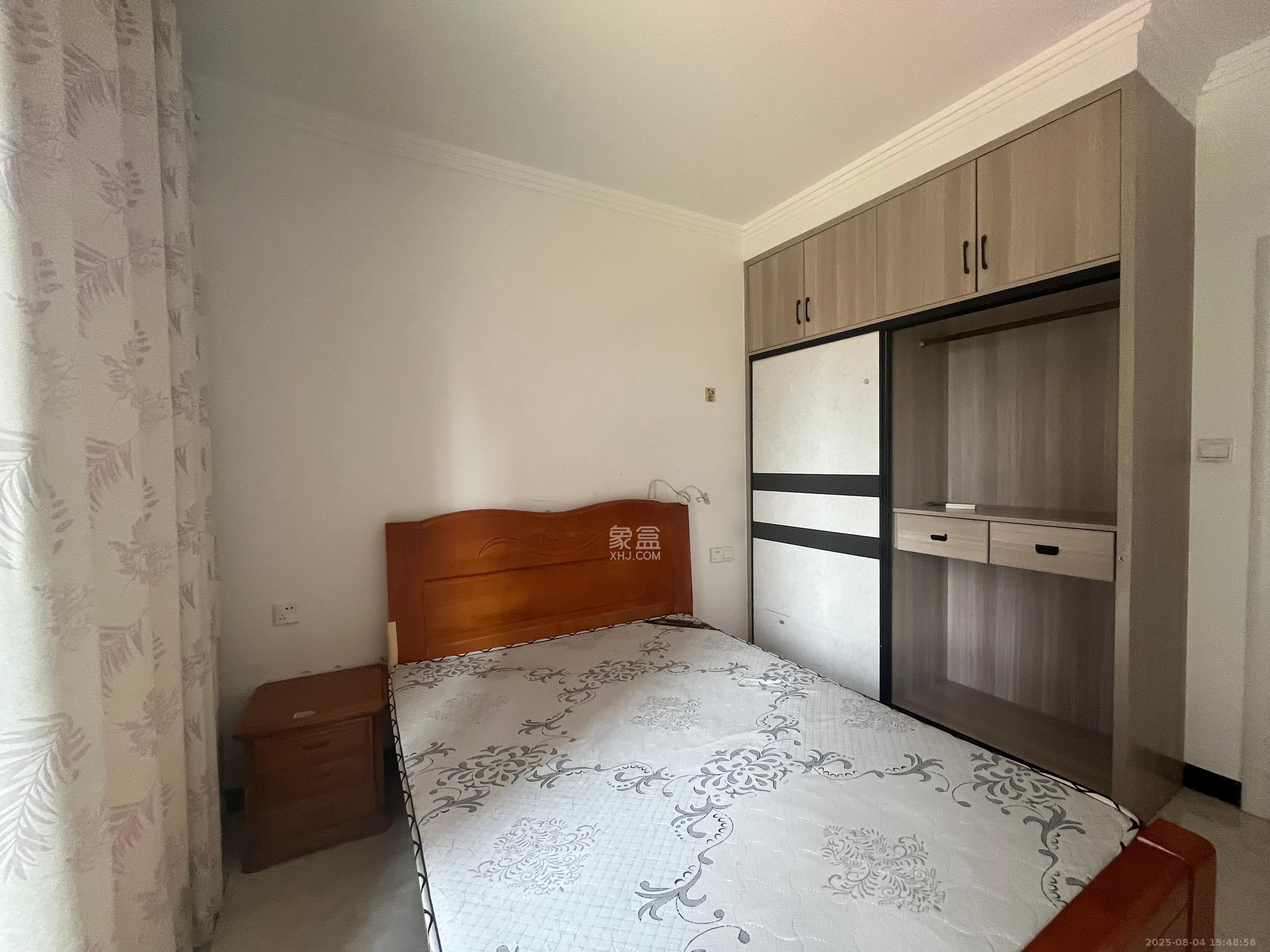 东宜兰园  3室2厅2卫    2500.0元/月室内图