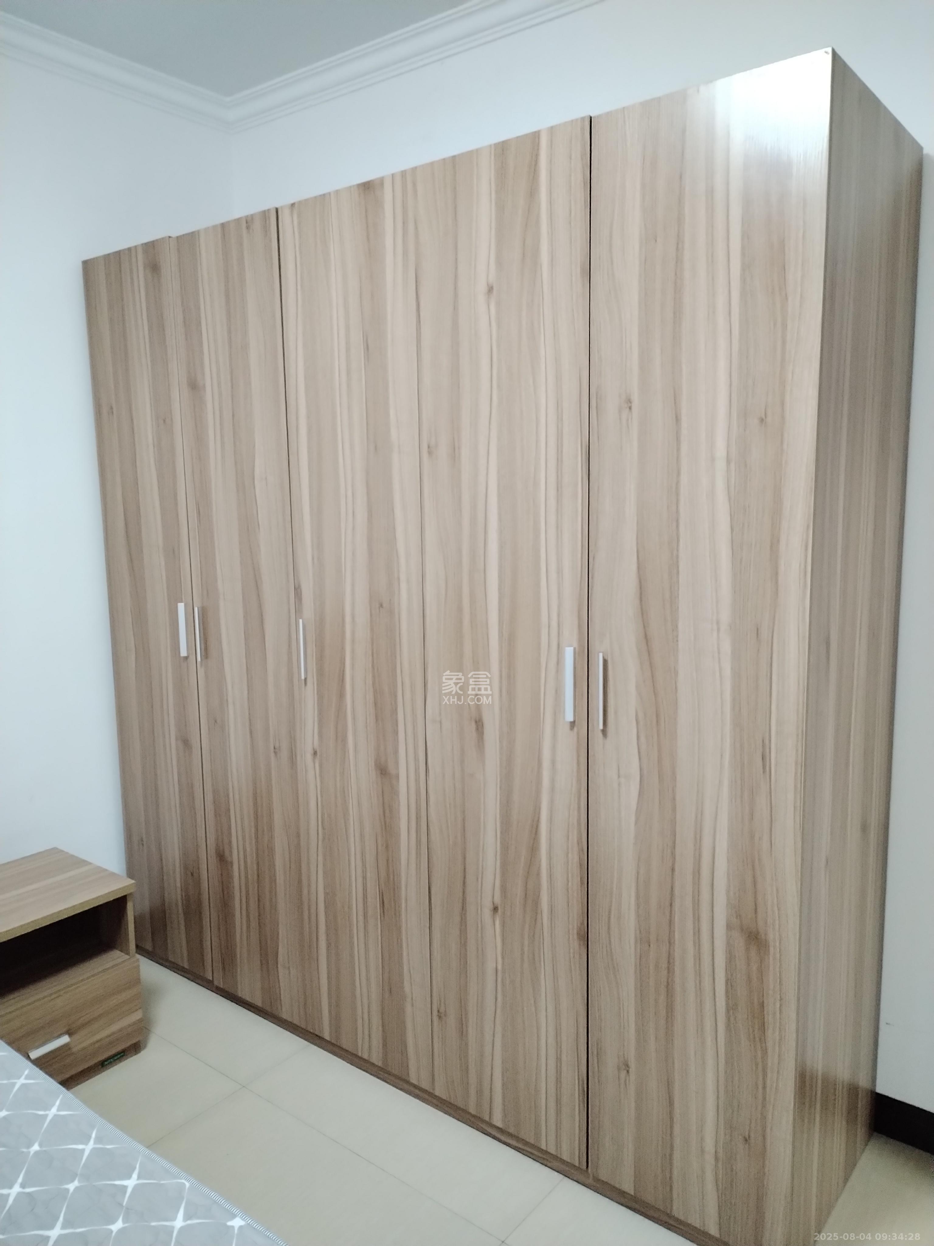 旭辉藏郡(藏郡、旭湘华府) 2室2厅1卫 2000.0元/月 旭辉藏郡(藏郡、旭湘华府) 2室2厅1卫 2000.0元/月室内图