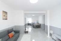 麓阳和景雅苑  3室2厅2卫    3100.0元/月 麓阳和景雅苑  3室2厅2卫    3100.0元/月