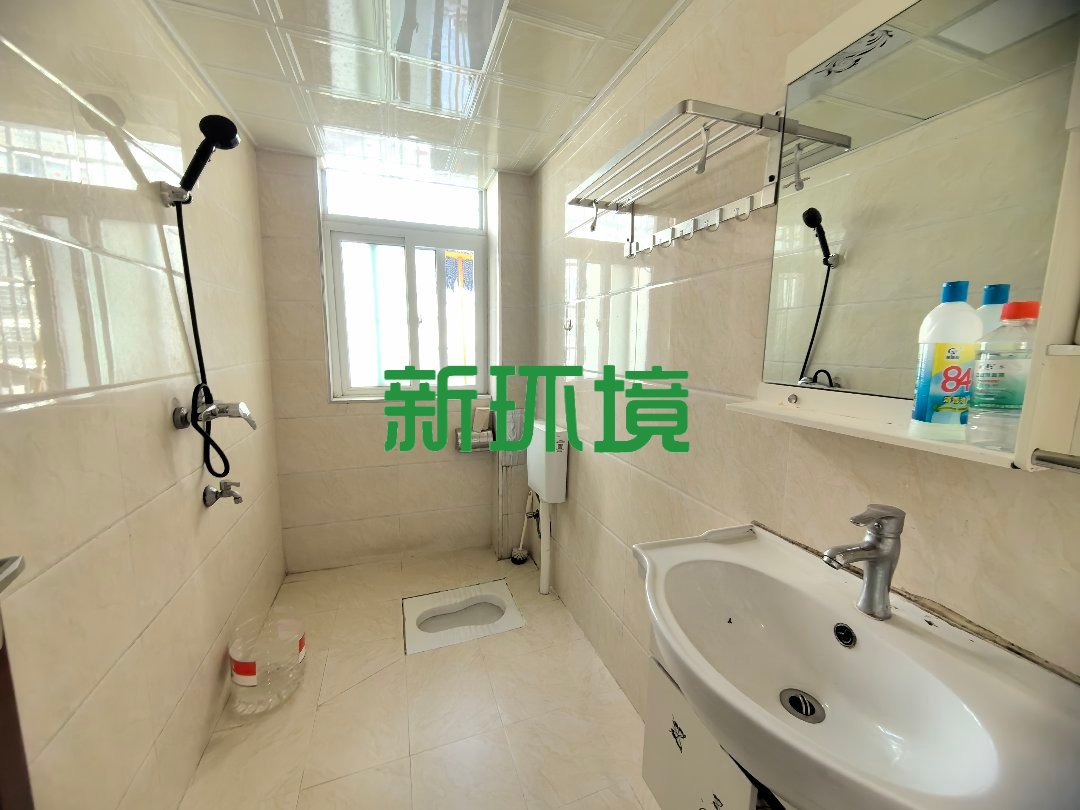 熙城春天  3室2厅1卫   1666.00元/月室内图