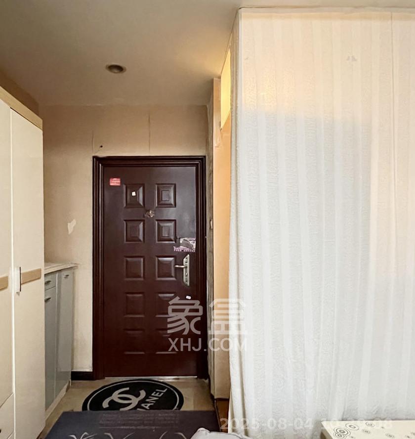 铂宫  1室1厅1卫    1600.0元/月室内图