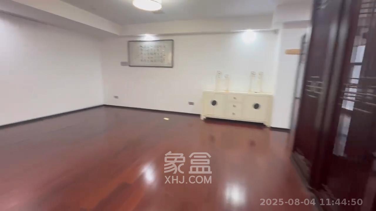 双塔国际广场  1室1厅1卫   31000.00元/月室内图