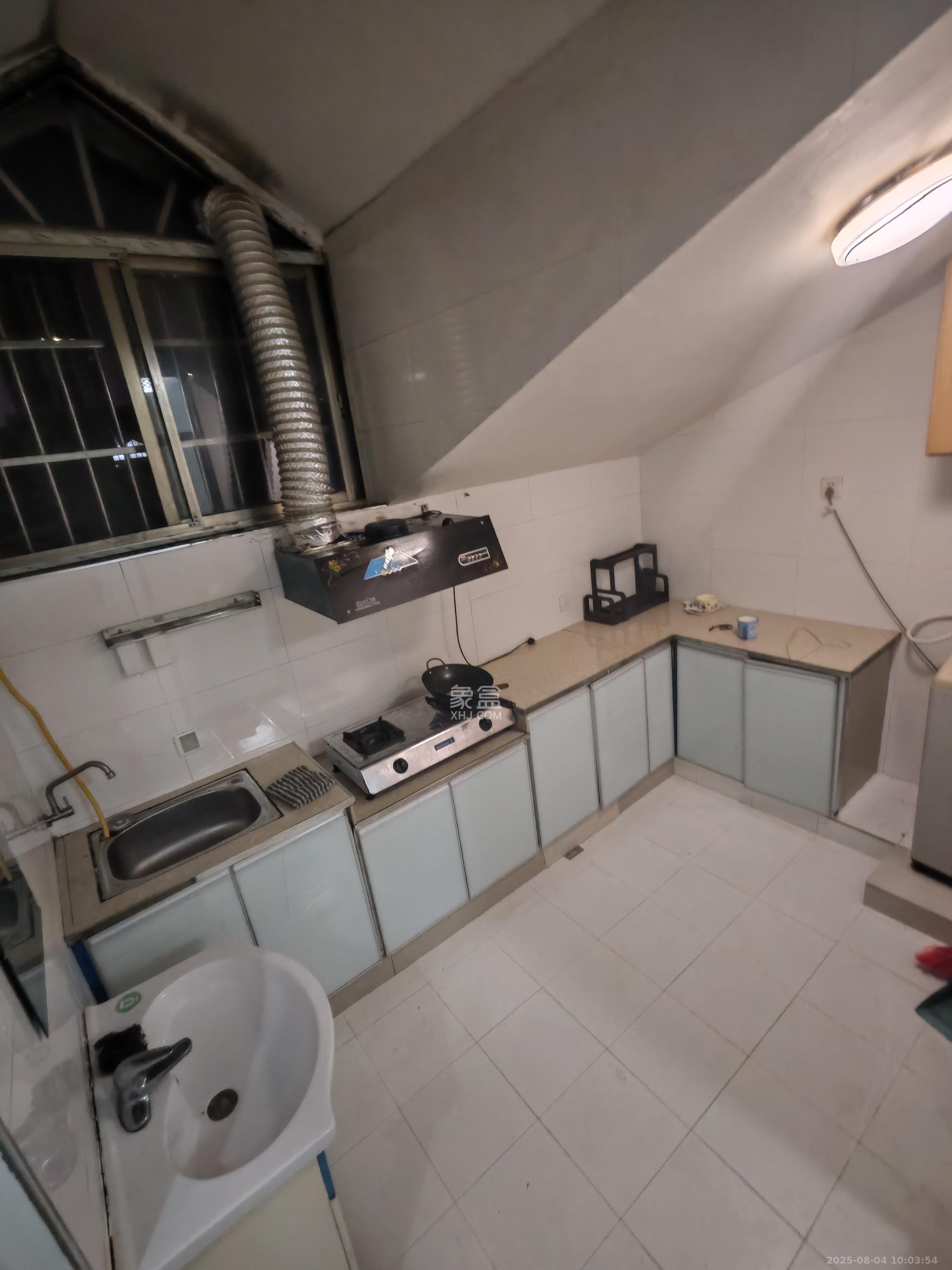 金石蓉园  1室1厅1卫    1000.0元/月室内图