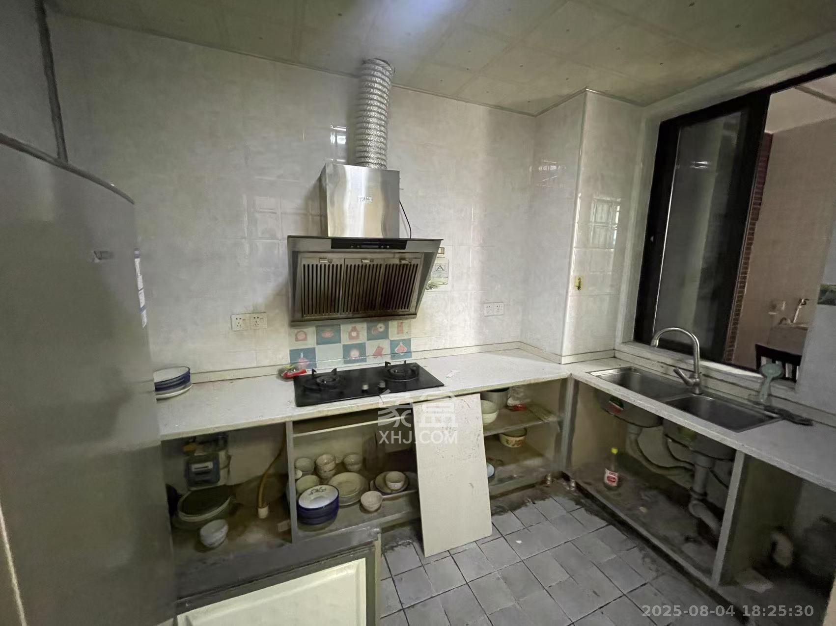 芒果天地(芒果雅苑) 4室2厅2卫 3000.0元/月 芒果天地(芒果雅苑) 4室2厅2卫 3000.0元/月室内图