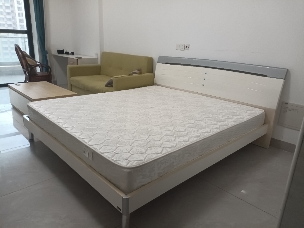 远大购物广场  1室1厅1卫    57.0万 远大购物广场  1室1厅1卫    57.0万室内图