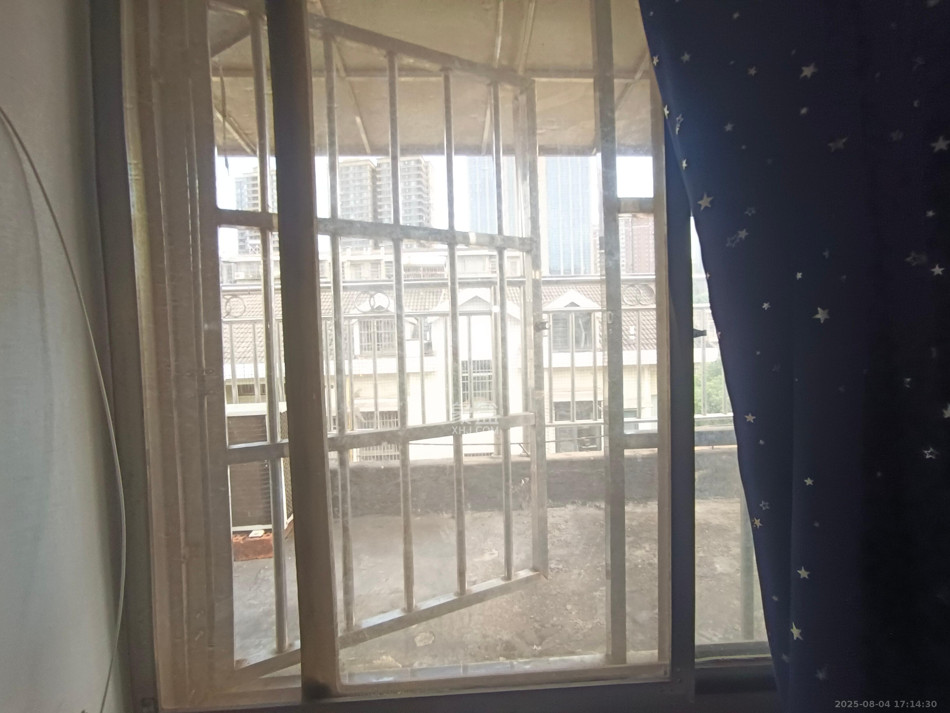 金石蓉园 3室1厅1卫 1300.0元/月 金石蓉园 3室1厅1卫 1300.0元/月室内图