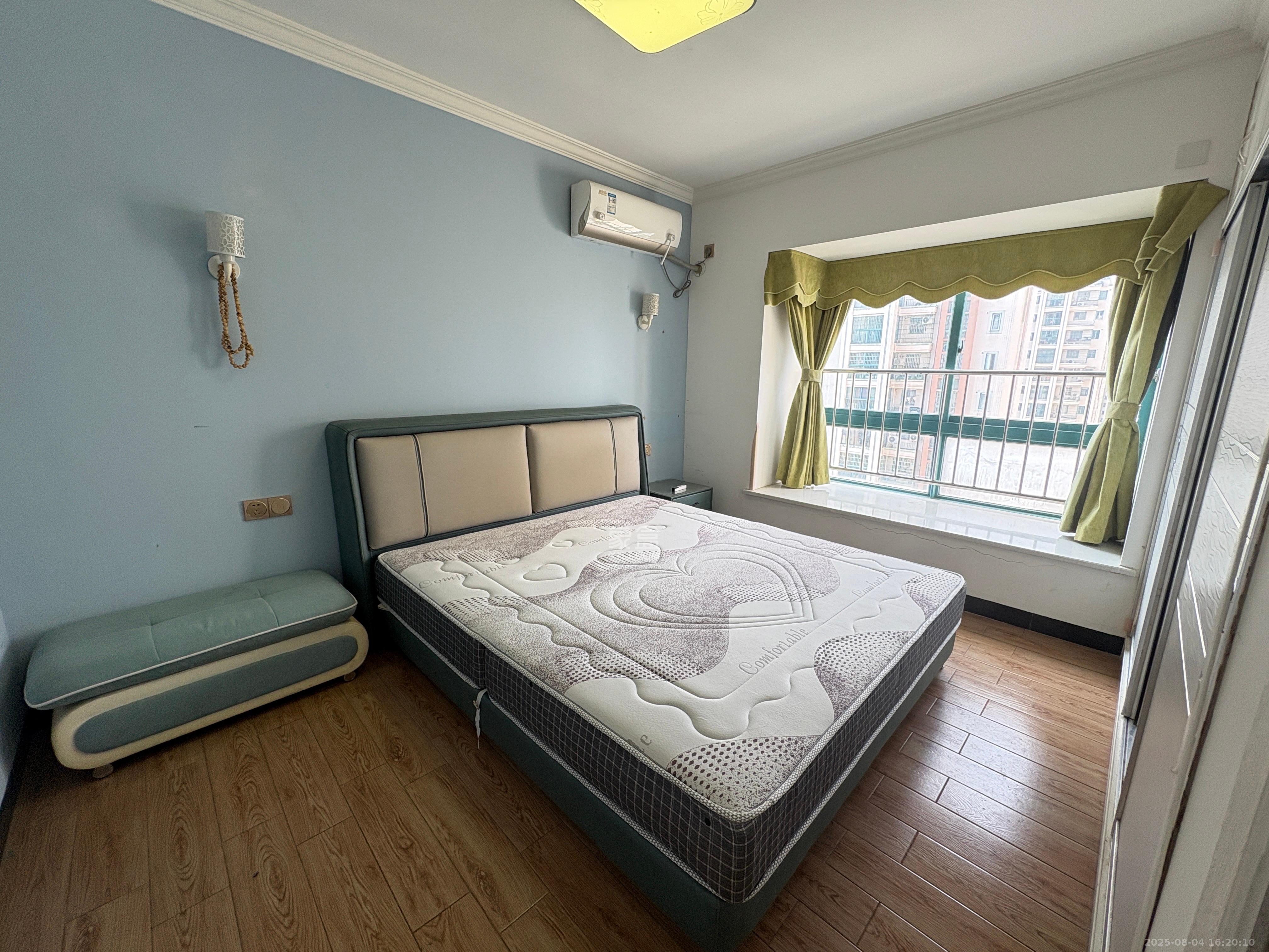 蝴蝶谷 2室2厅1卫 1500.0元/月 蝴蝶谷 2室2厅1卫 1500.0元/月室内图