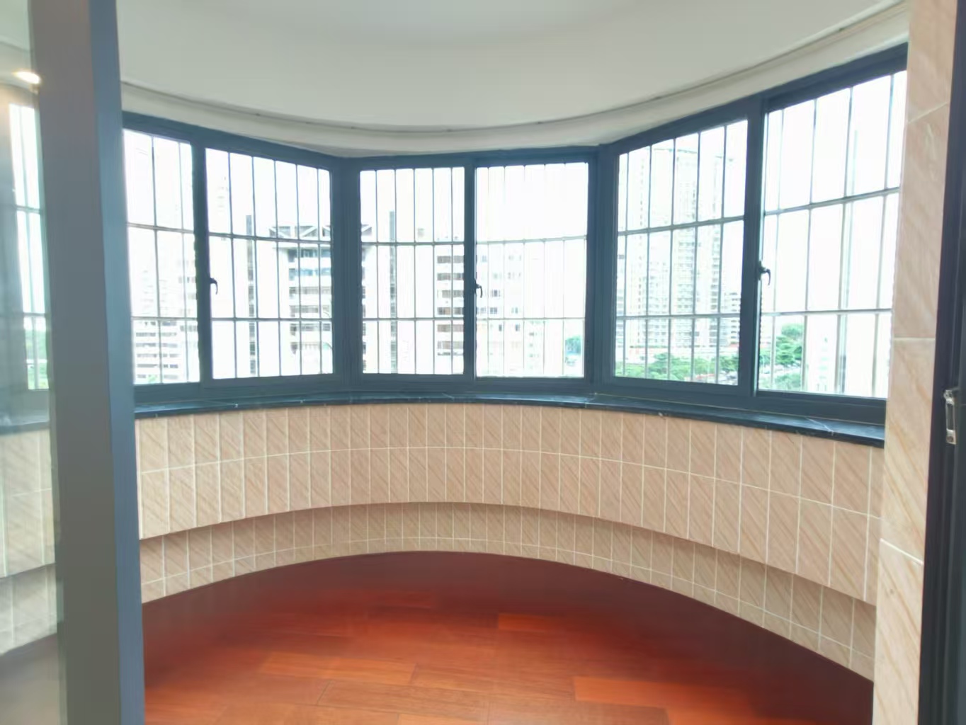 百金城小区 4室2厅2卫 4000.0元/月 百金城小区 4室2厅2卫 4000.0元/月室内图