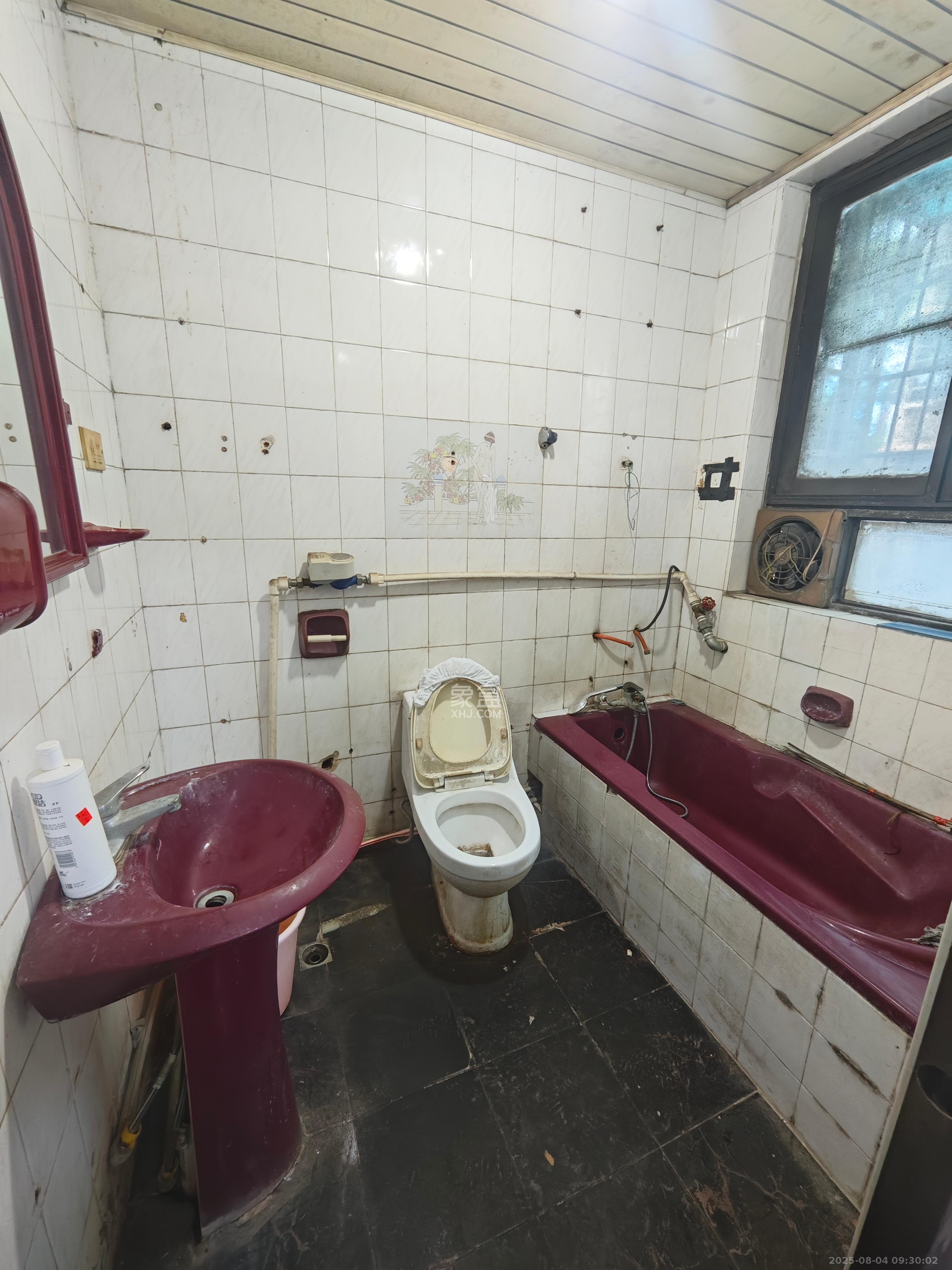 火星镇长沙电业局宿舍 2室1厅1卫 1300.0元/月 火星镇长沙电业局宿舍 2室1厅1卫 1300.0元/月室内图