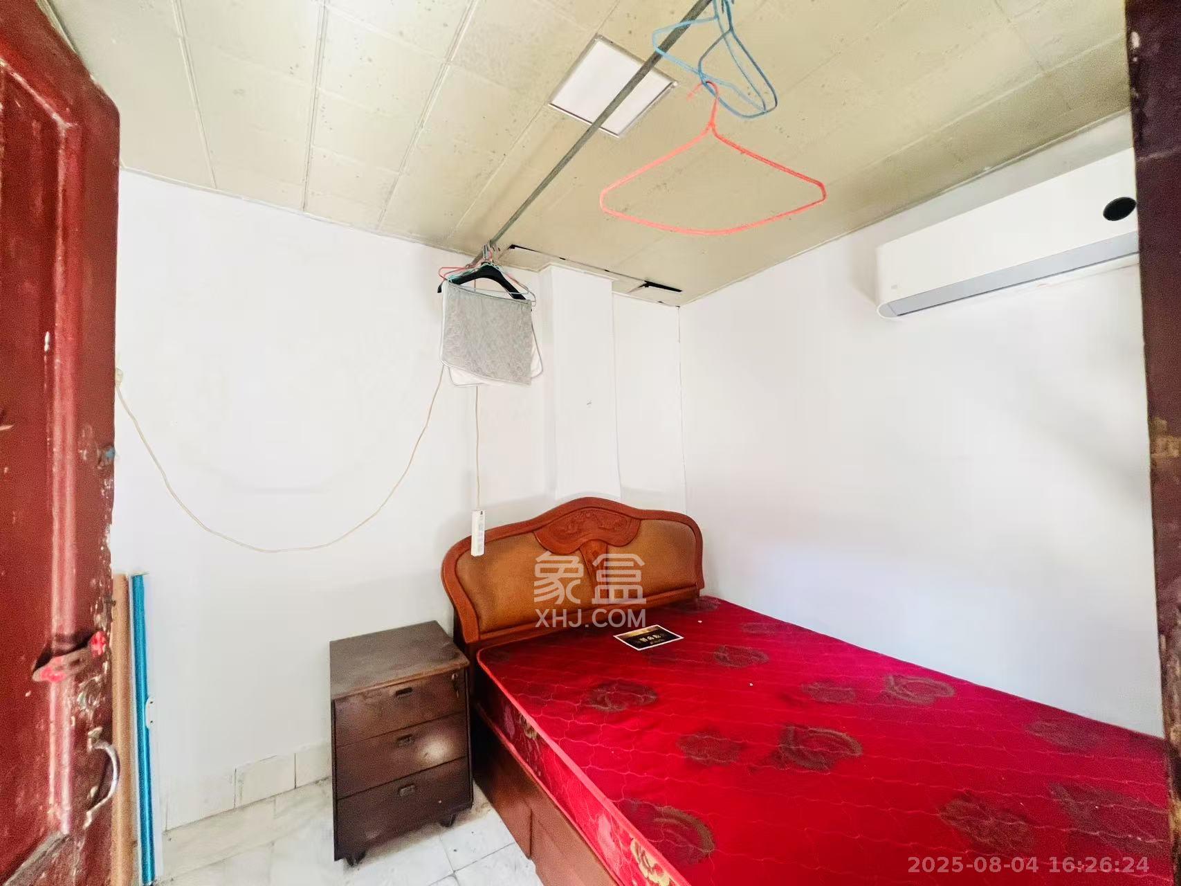 四村街社区 2室1厅1卫 1100.0元/月 四村街社区 2室1厅1卫 1100.0元/月室内图