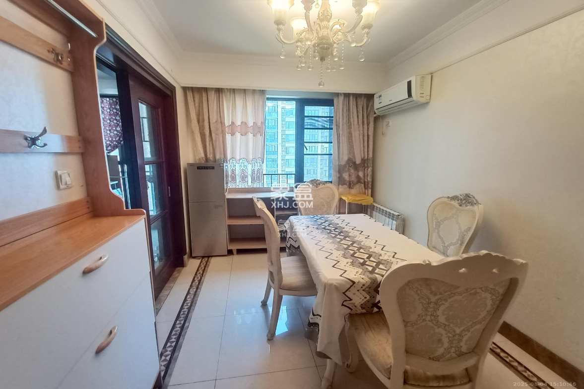 中海国际一期 4室2厅2卫 2600.0元/月 中海国际一期 4室2厅2卫 2600.0元/月室内图