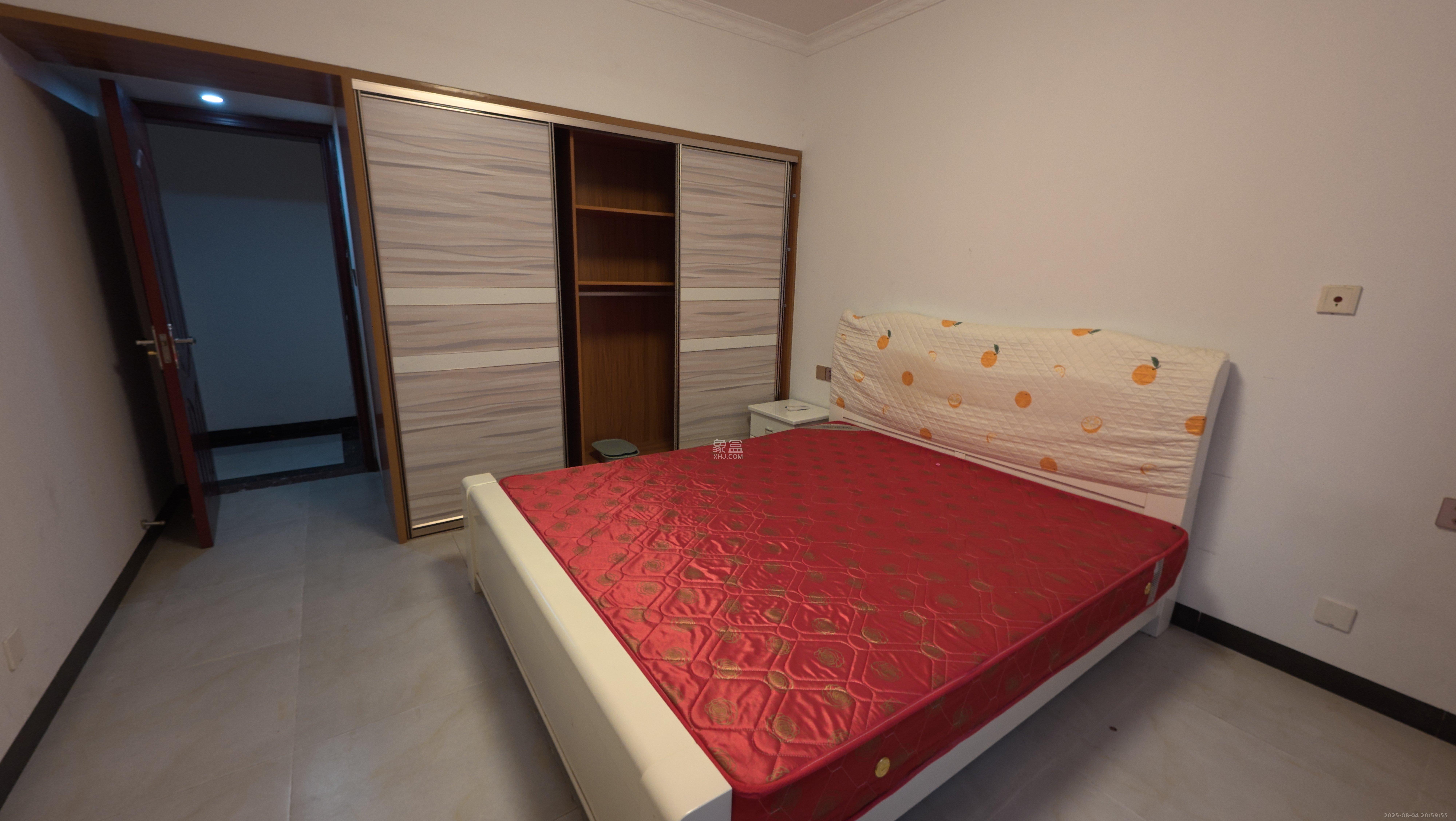 和润园一、二期 3室2厅1卫 2300.0元/月 和润园一、二期 3室2厅1卫 2300.0元/月室内图