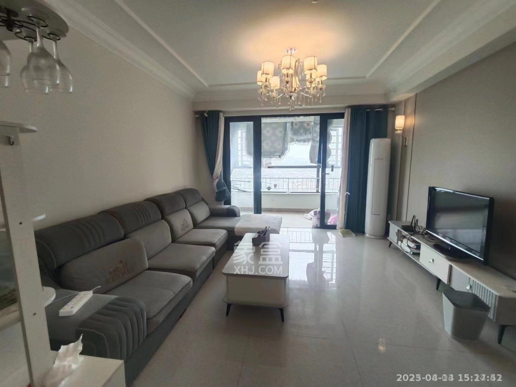 恒大御景湾 3室2厅2卫 1900.0元/月 恒大御景湾 3室2厅2卫 1900.0元/月户型图