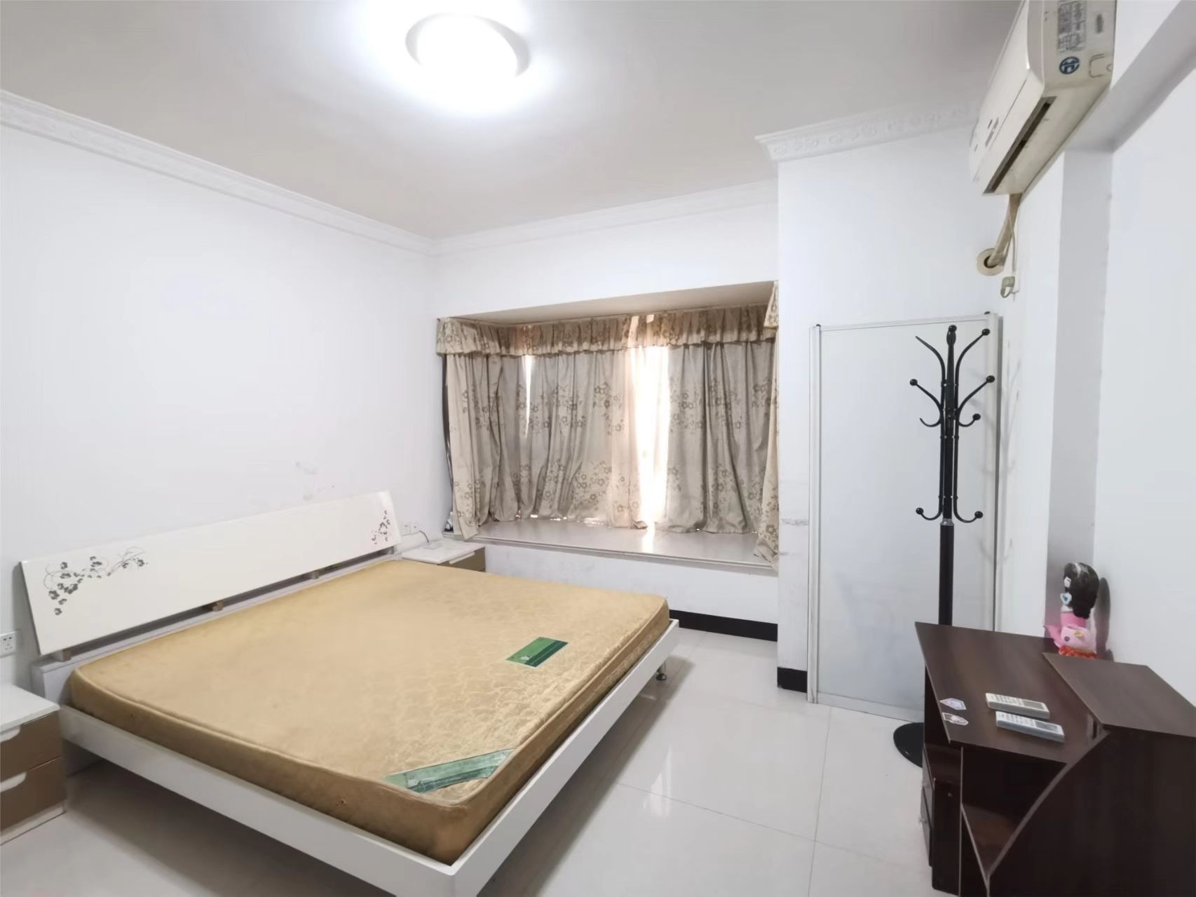 东方豪苑 2室1厅1卫 1300.0元/月 东方豪苑 2室1厅1卫 1300.0元/月室内图