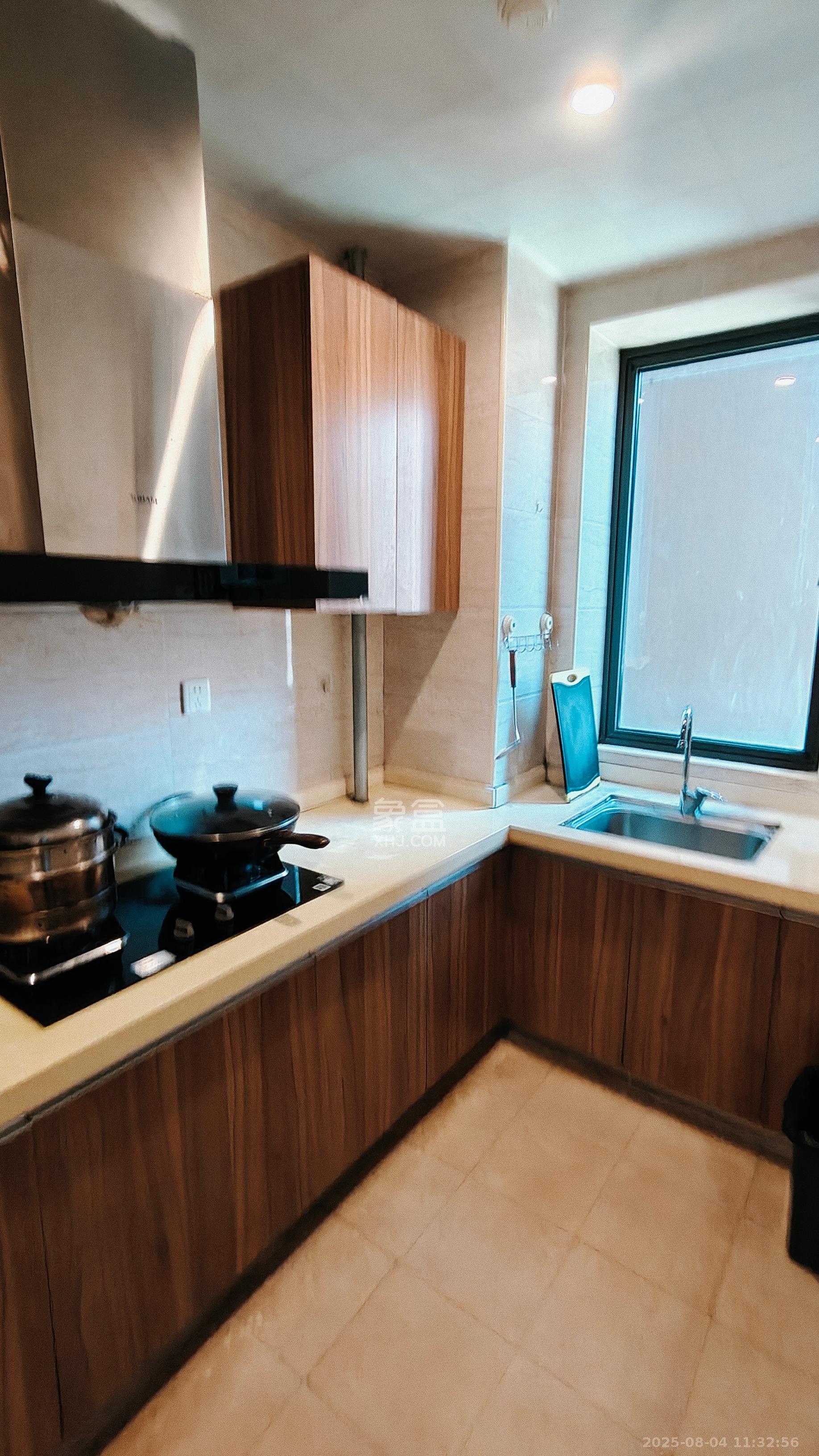 麓谷小镇 2室1厅1卫 2200.0元/月 麓谷小镇 2室1厅1卫 2200.0元/月室内图