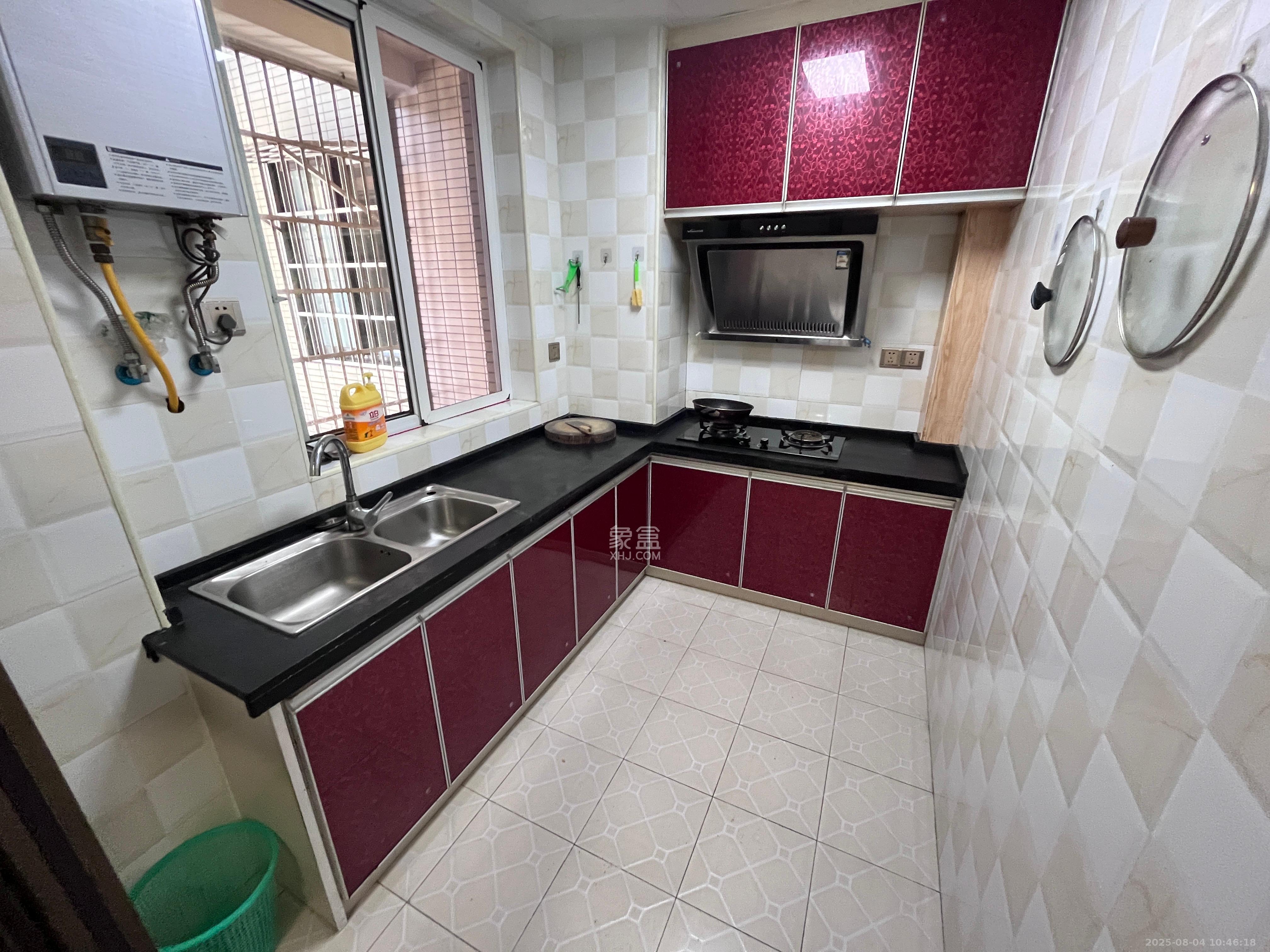 星城新宇莲景苑 3室1厅1卫 2100.0元/月 星城新宇莲景苑 3室1厅1卫 2100.0元/月室内图