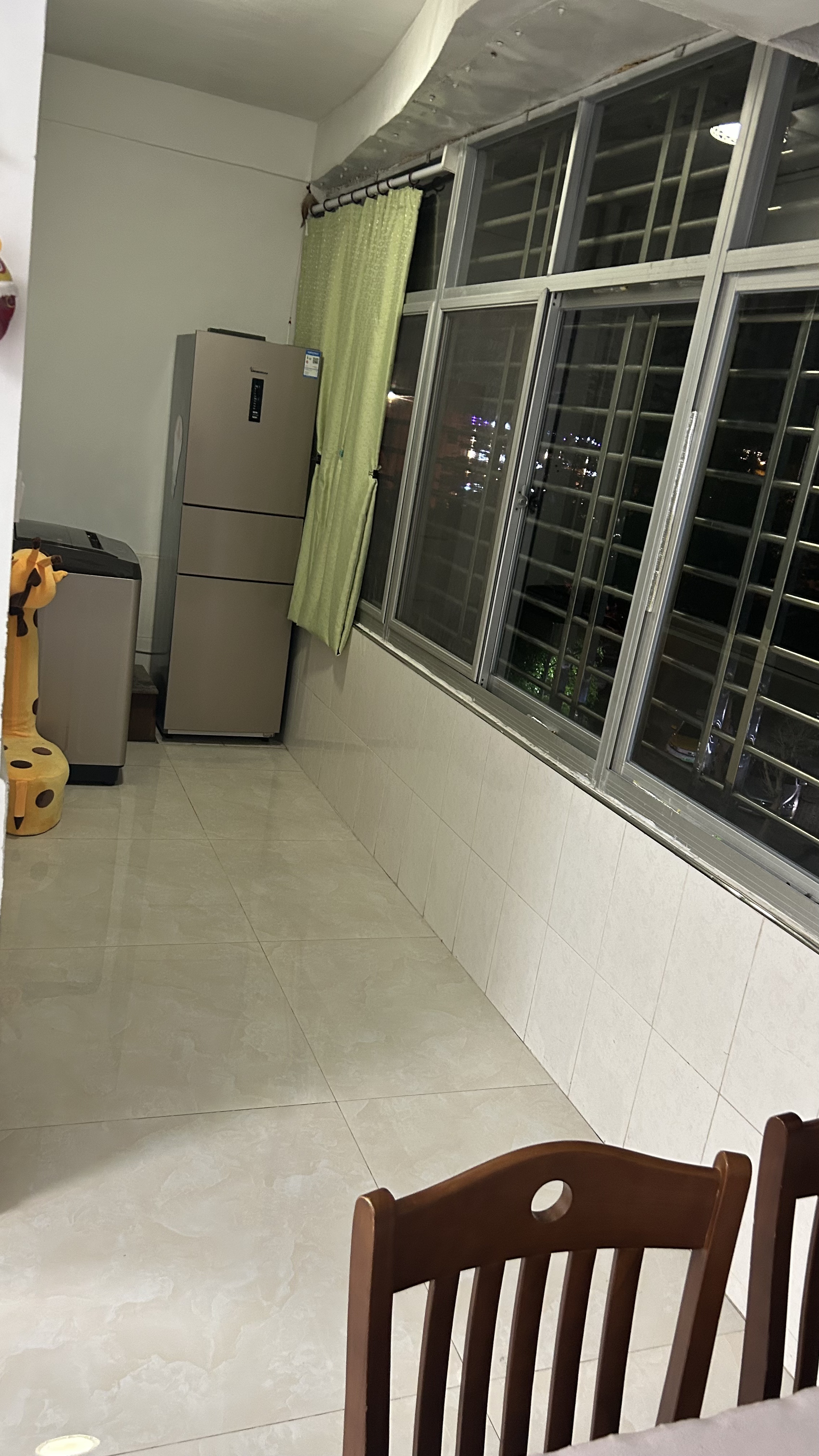 榆海华庭 2室1厅1卫 2500.0元/月 榆海华庭 2室1厅1卫 2500.0元/月室内图