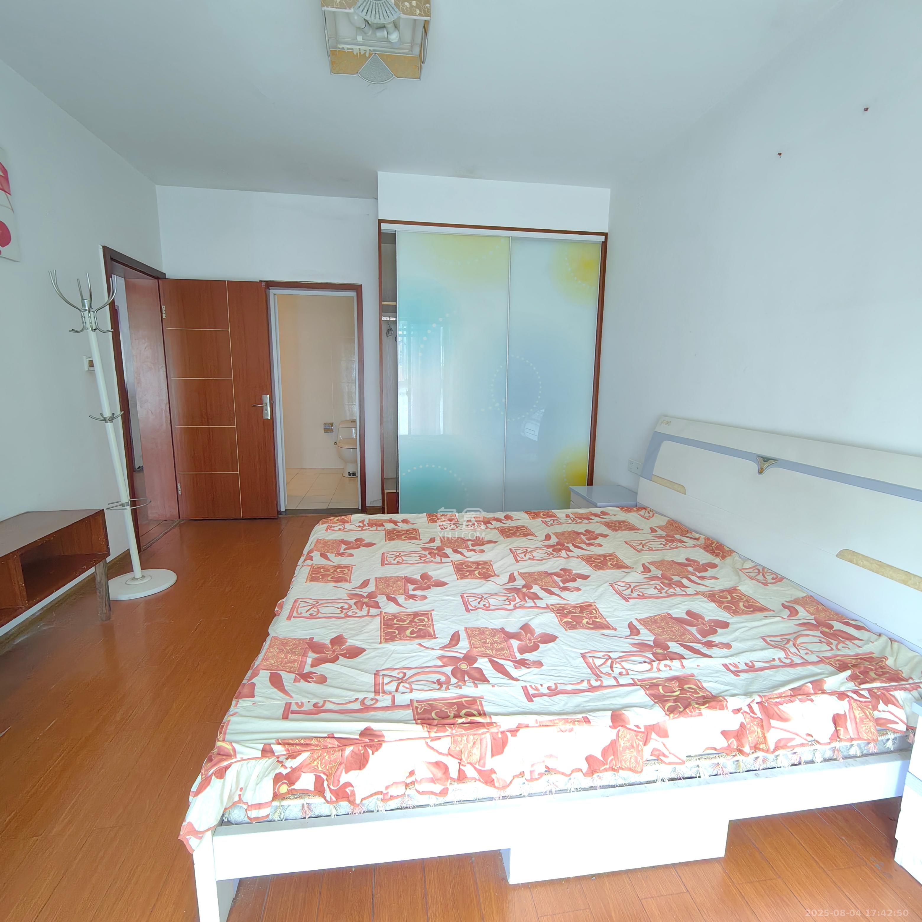 星城雅郡  3室2厅2卫    1390.0元/月 星城雅郡  3室2厅2卫    1390.0元/月室内图