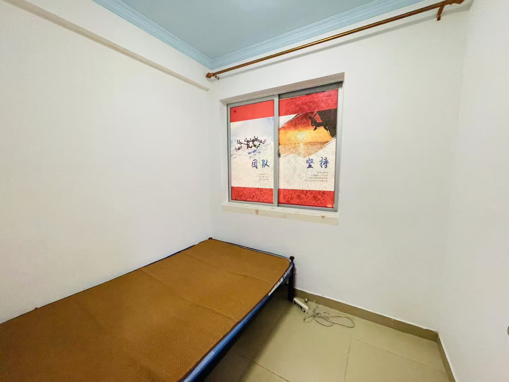 水岸星城B小区  2室1厅1卫   1900.00元/月室内图