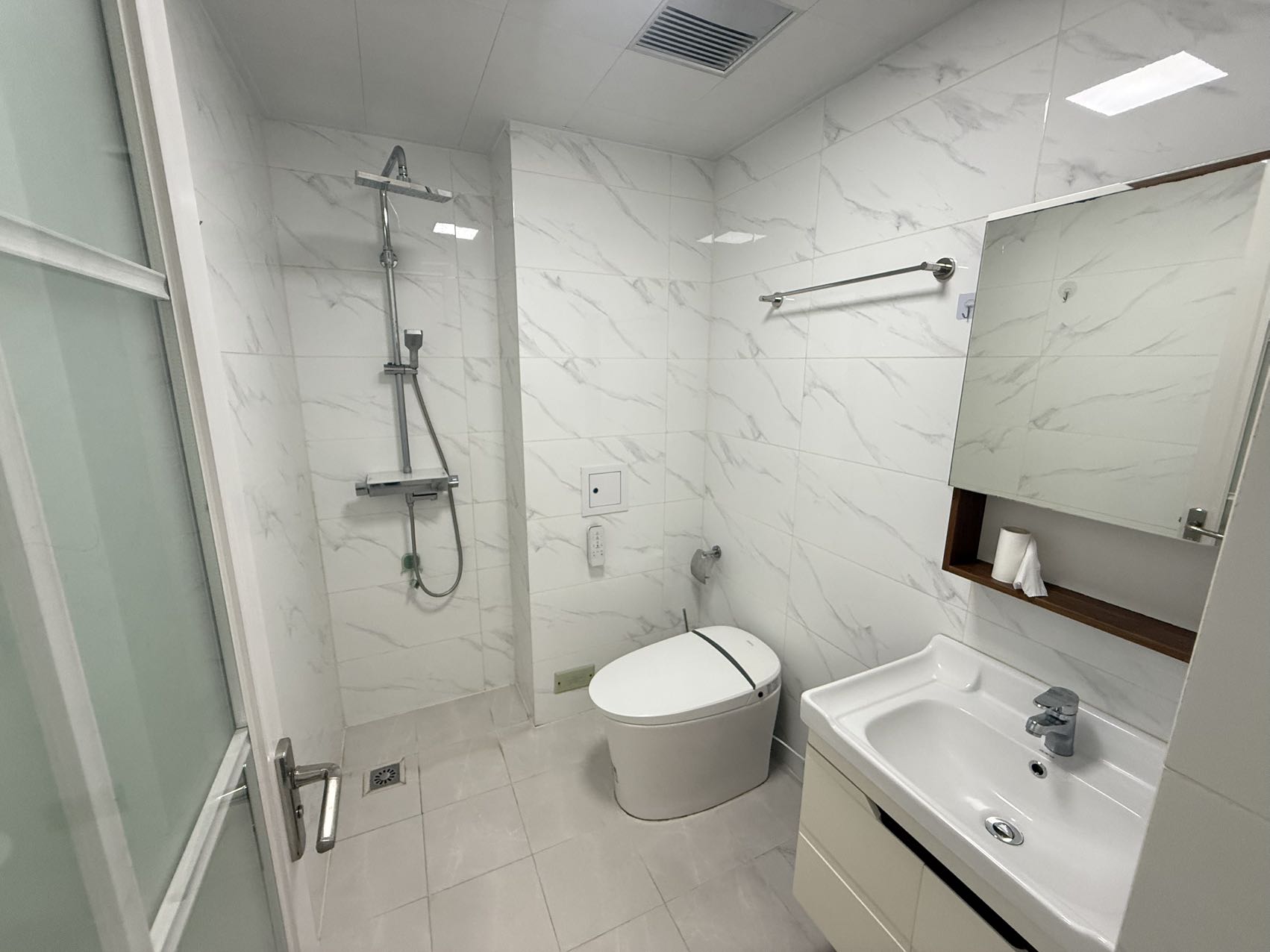 尚运上品 2室2厅1卫 4800.0元/月 尚运上品 2室2厅1卫 4800.0元/月室内图