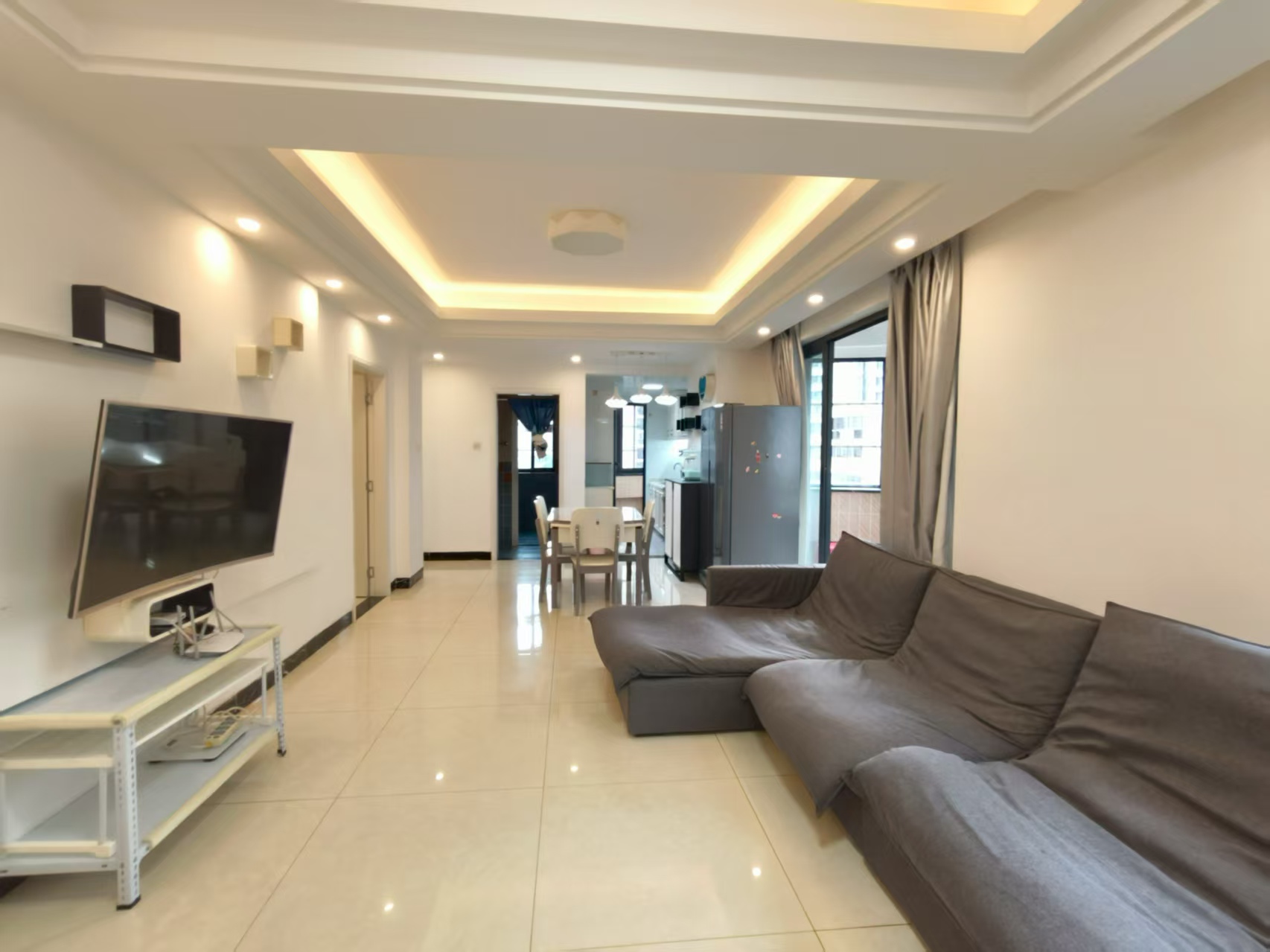 百金城小区 4室2厅2卫 4000.0元/月 百金城小区 4室2厅2卫 4000.0元/月室内图