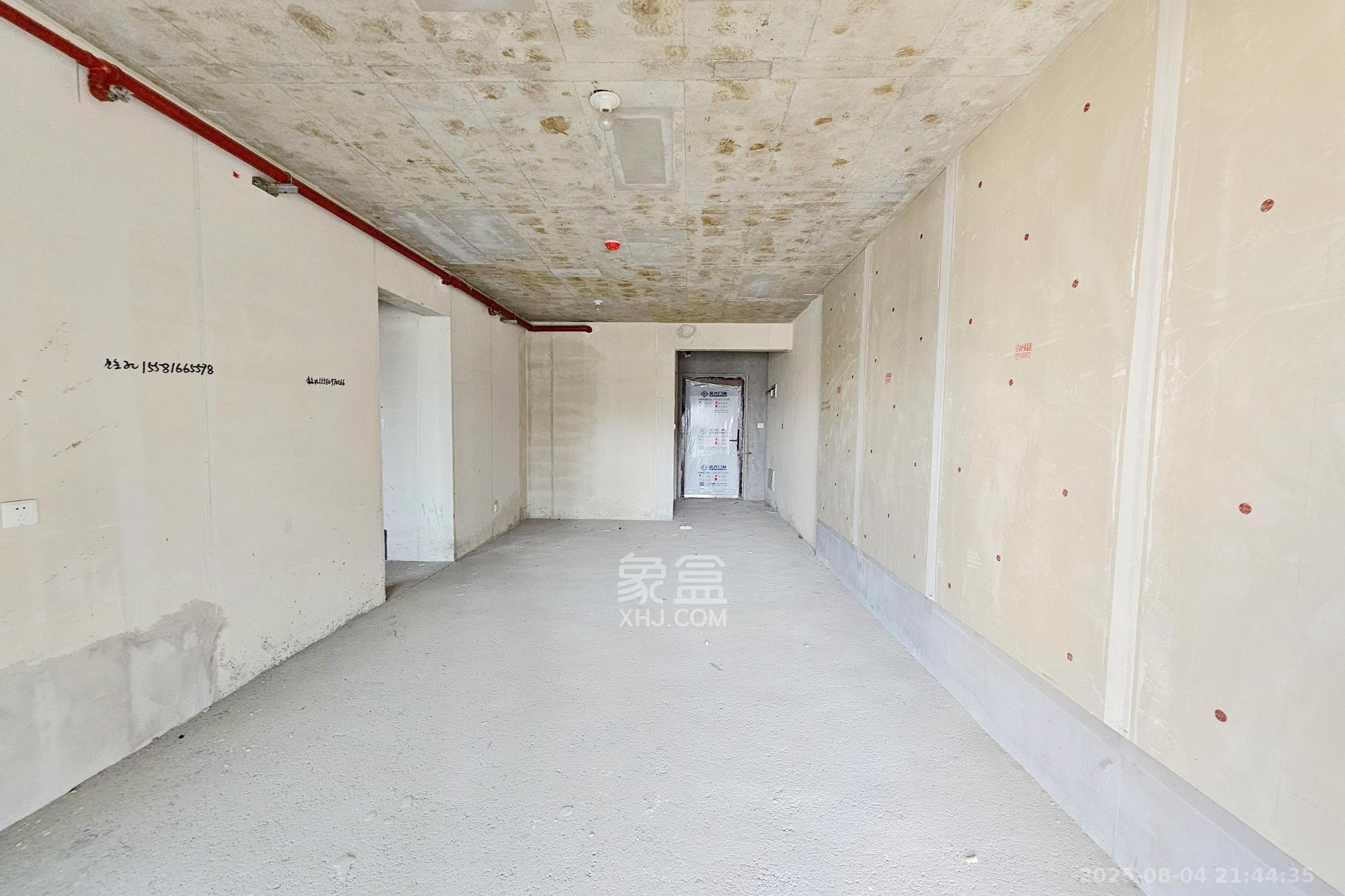 阳光城尚东湾愉景苑 3室2厅1卫 90.0万 阳光城尚东湾愉景苑 3室2厅1卫 90.0万客厅