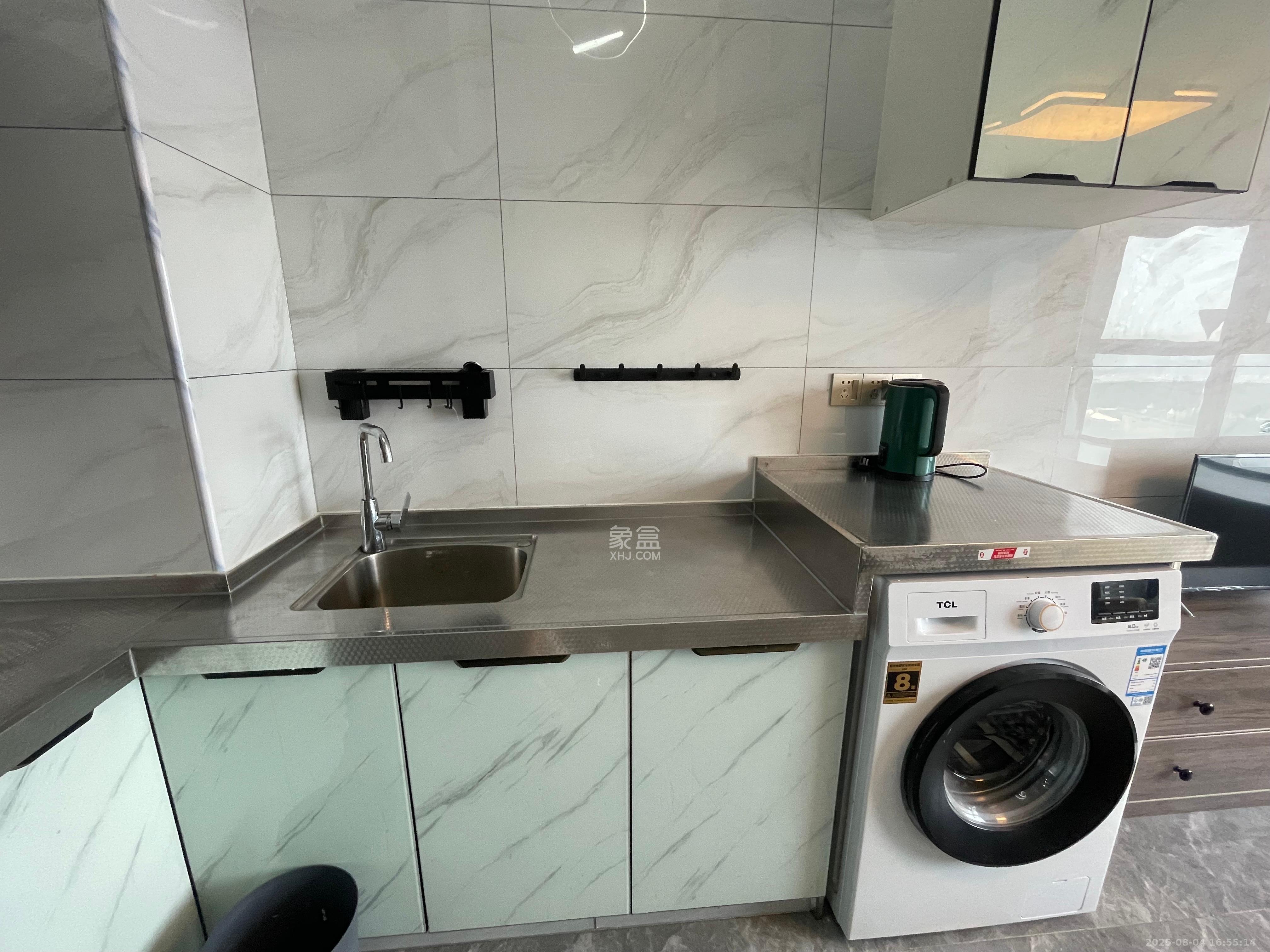 弘坤云寓  1室0厅0卫    2500.0元/月室内图