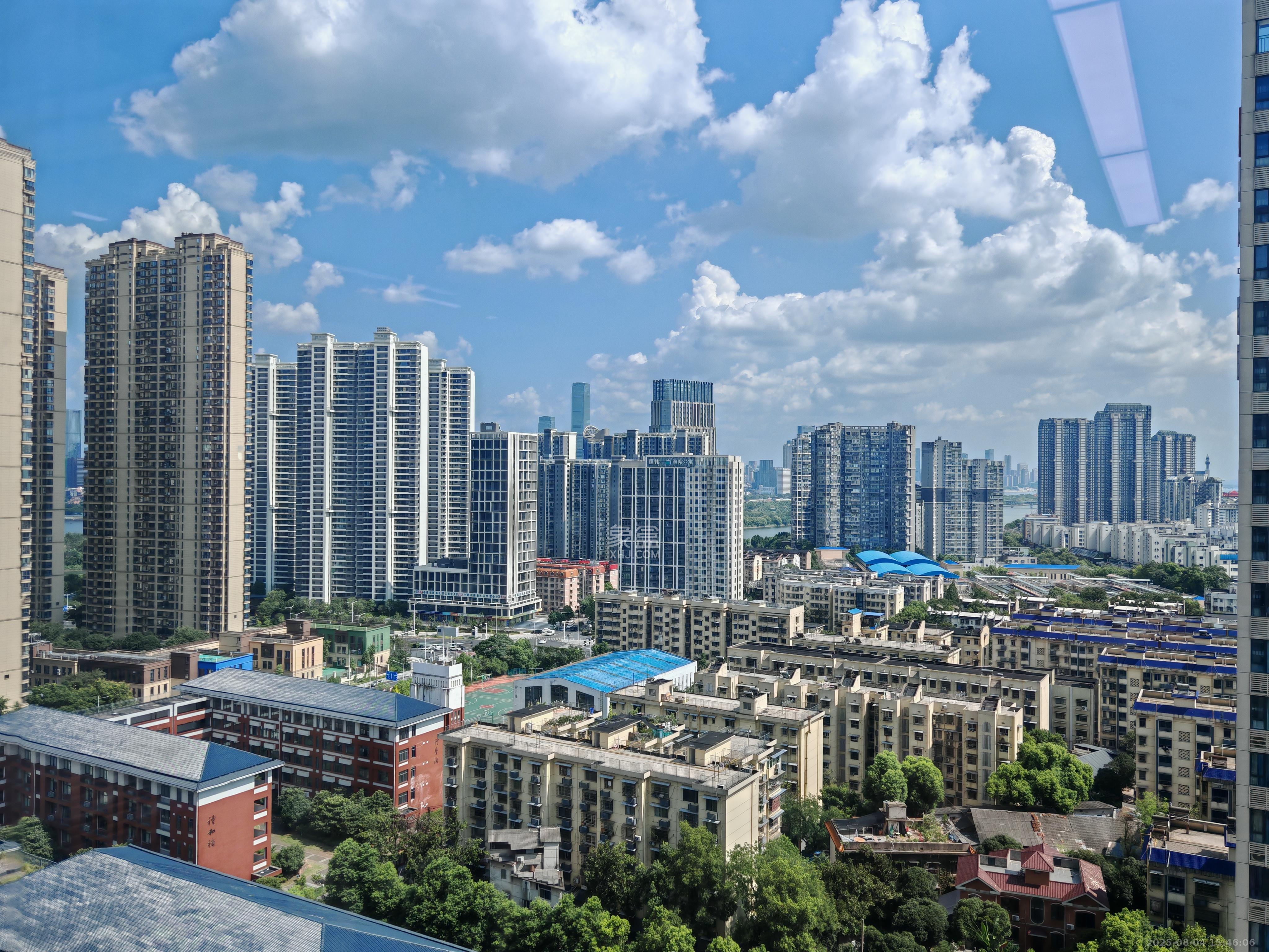 奥克斯广场  2室1厅1卫    5500.0元/月室内图