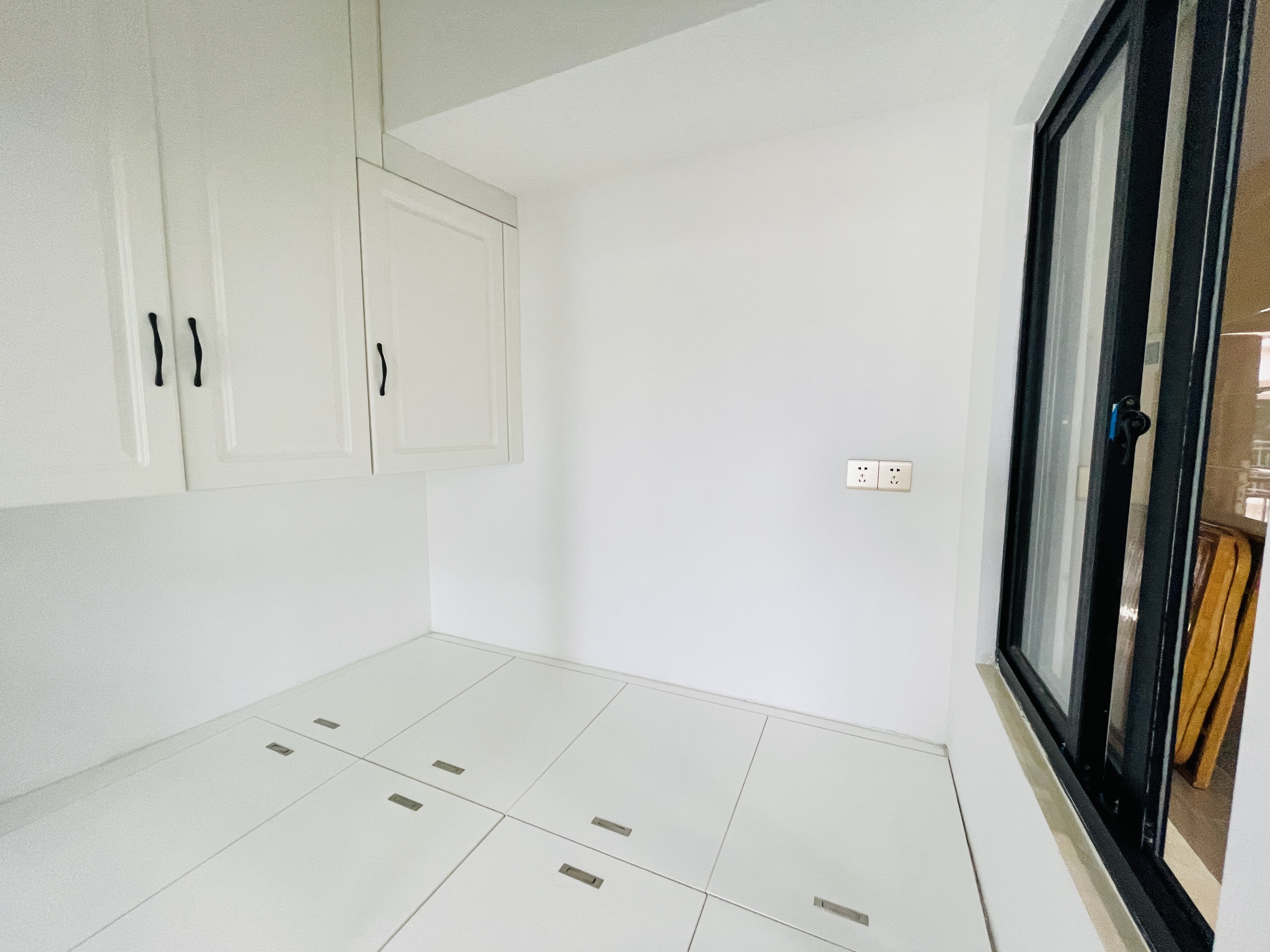 加州阳光 1室1厅1卫 1400.0元/月 加州阳光 1室1厅1卫 1400.0元/月室内图