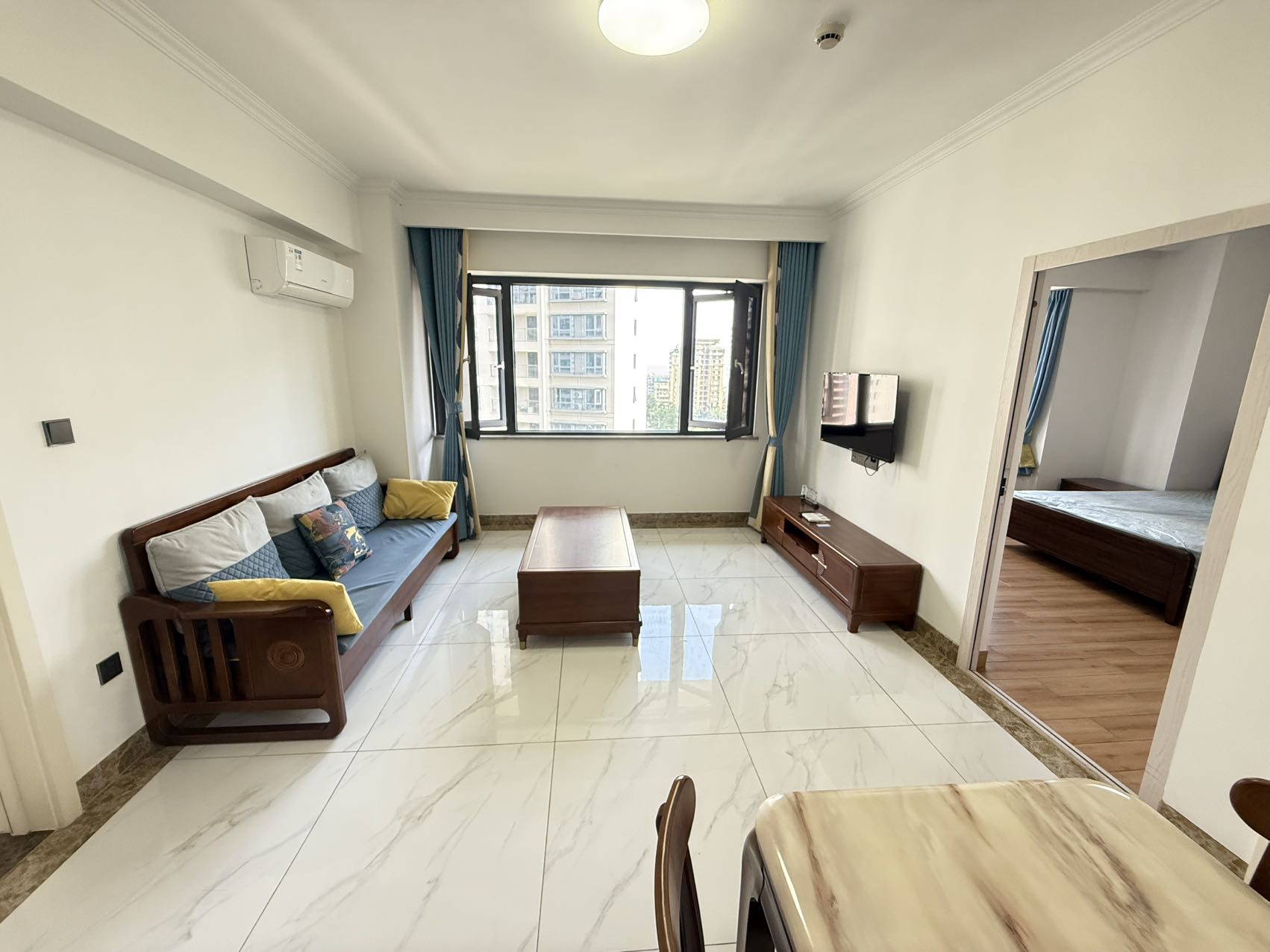 尚运上品 2室2厅1卫 4800.0元/月 尚运上品 2室2厅1卫 4800.0元/月室内图