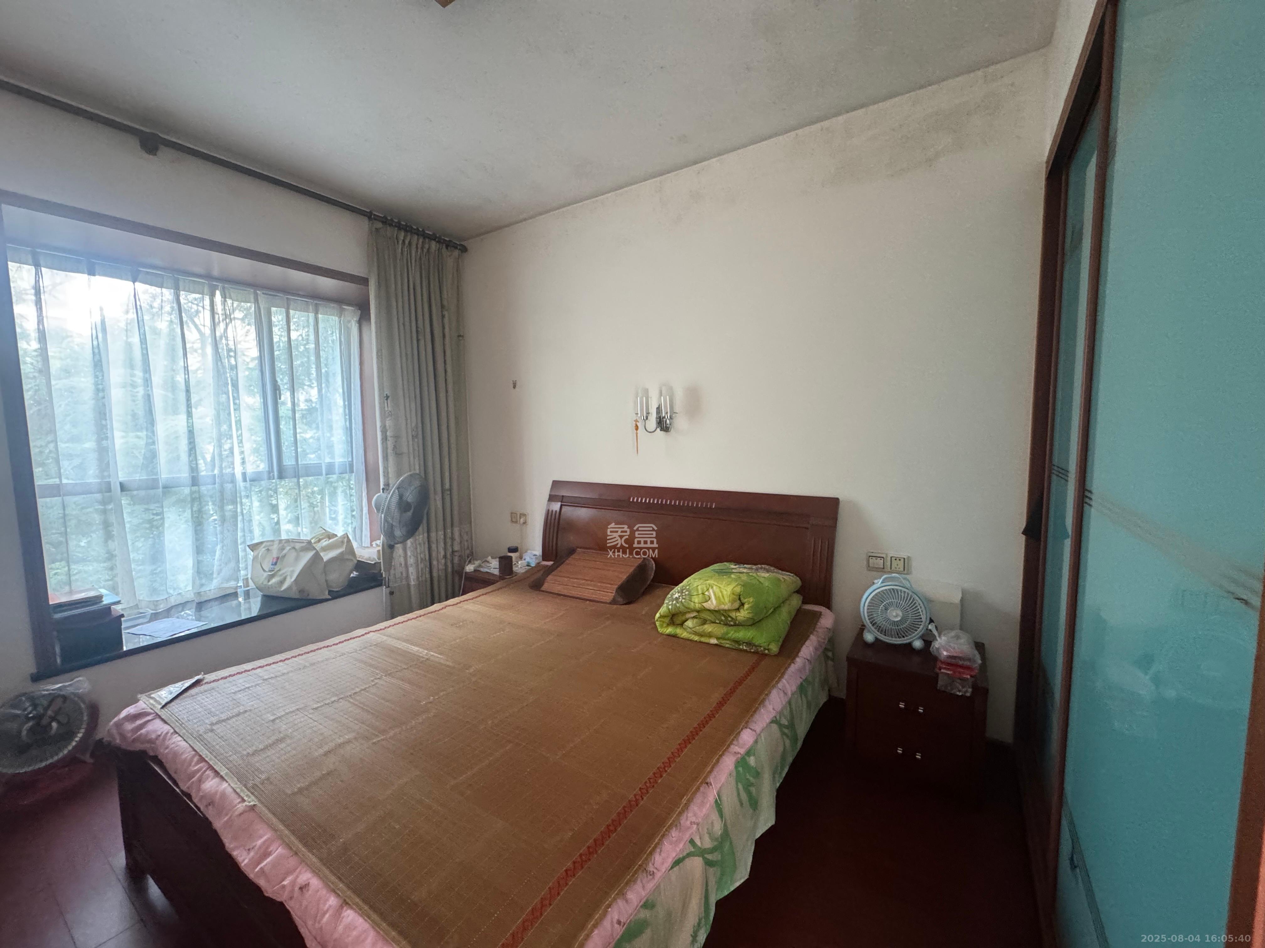 银港水晶城  3室2厅2卫    2800.0元/月室内图