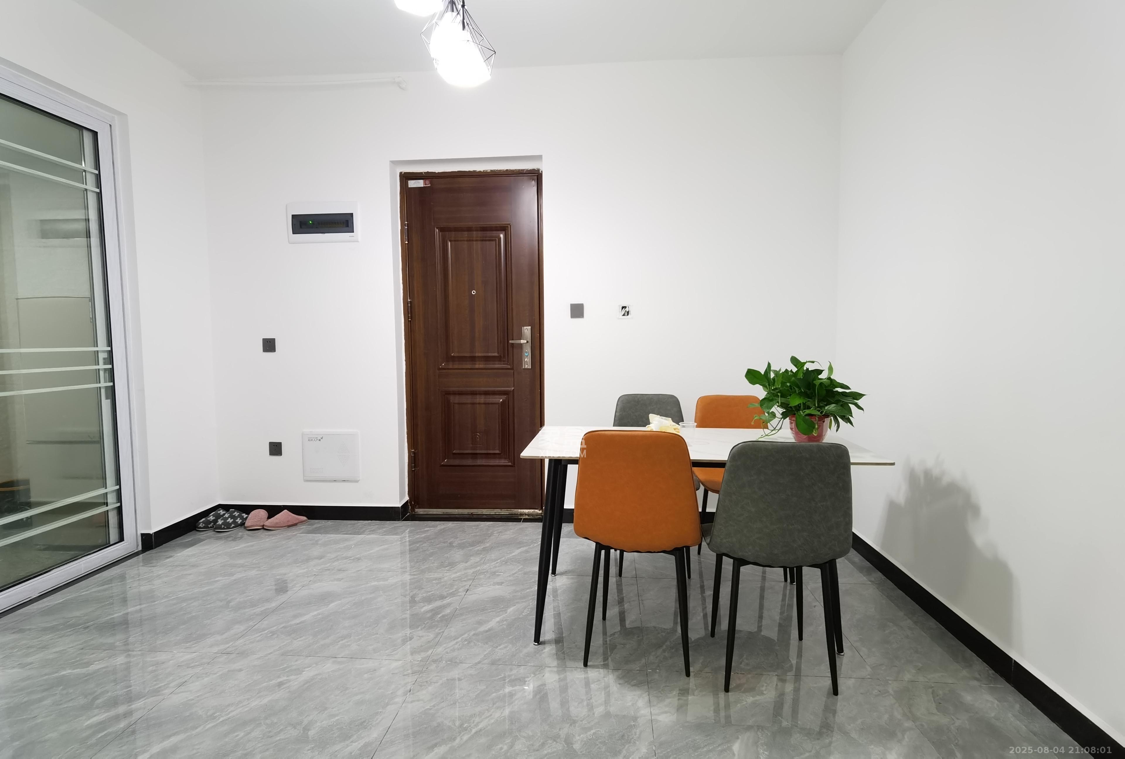 明昇壹城（明昇时代广场）二期  3室2厅2卫    3000.0元/月室内图