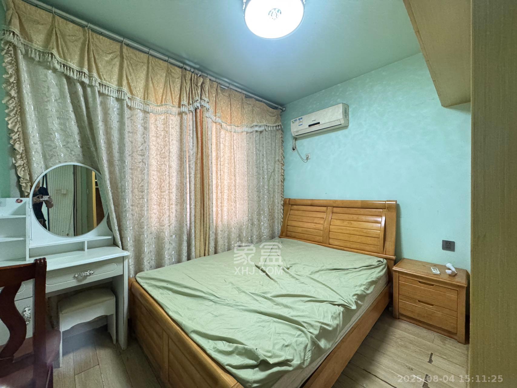 南国新城  2室1厅1卫   1800.00元/月室内图