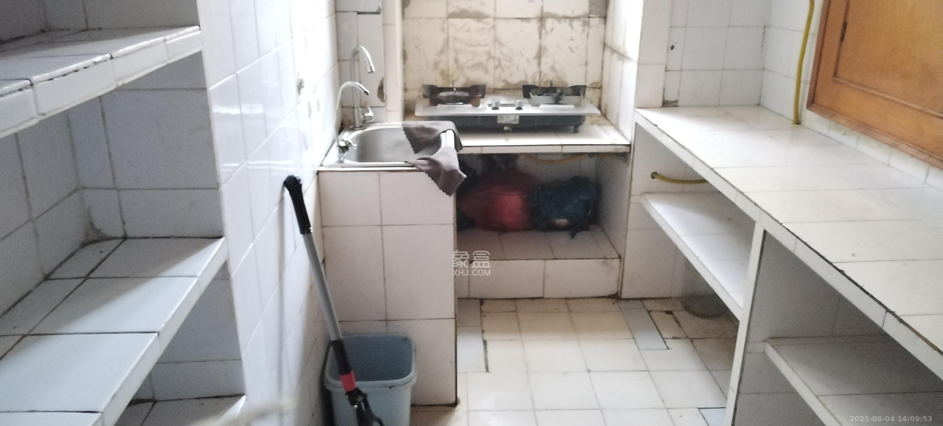 三印宿舍  3室1厅1卫   1200.00元/月室内图