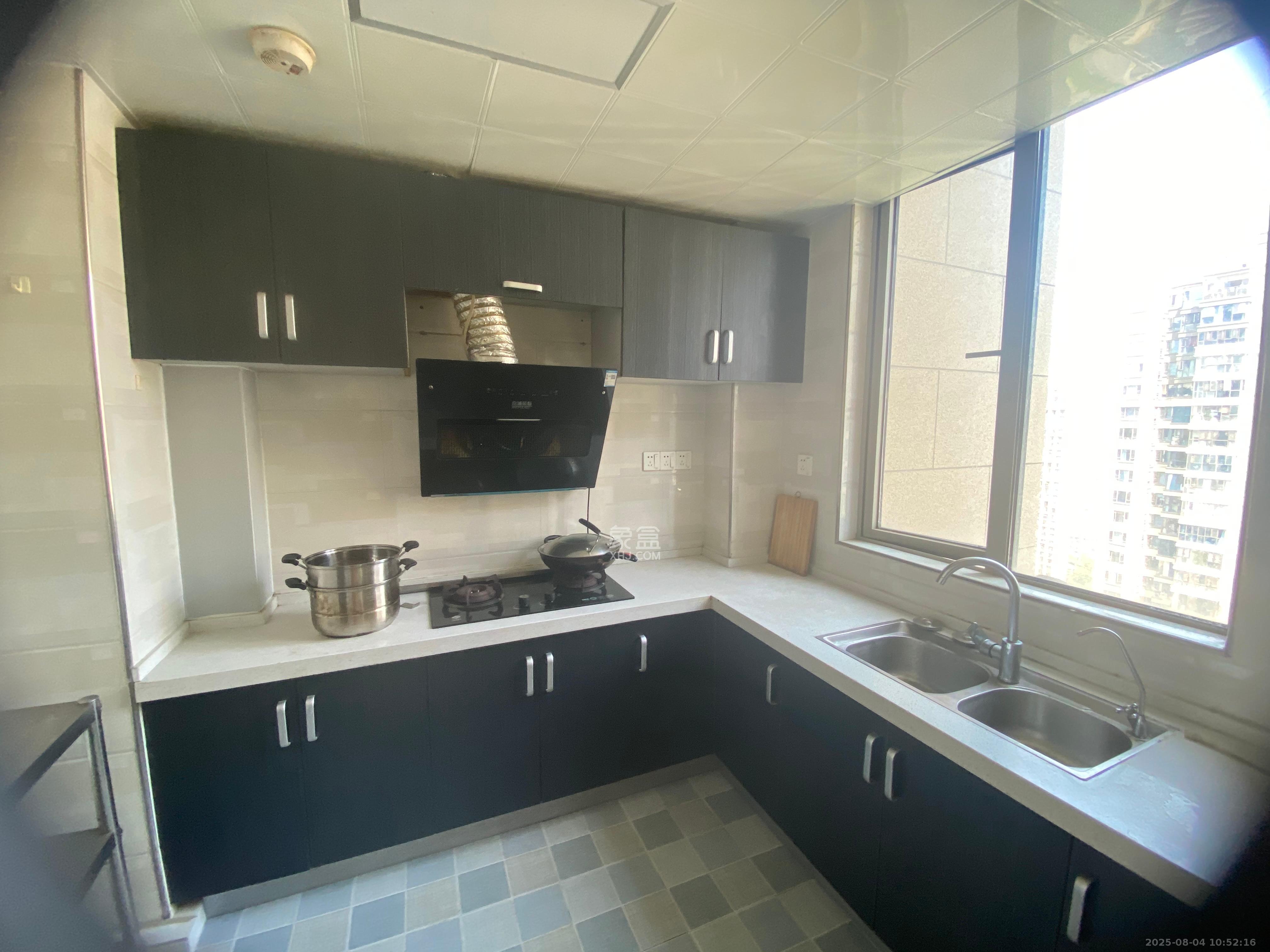 梅溪湖金茂悦(金悦雅苑) 4室2厅2卫 3800.0元/月 梅溪湖金茂悦(金悦雅苑) 4室2厅2卫 3800.0元/月室内图